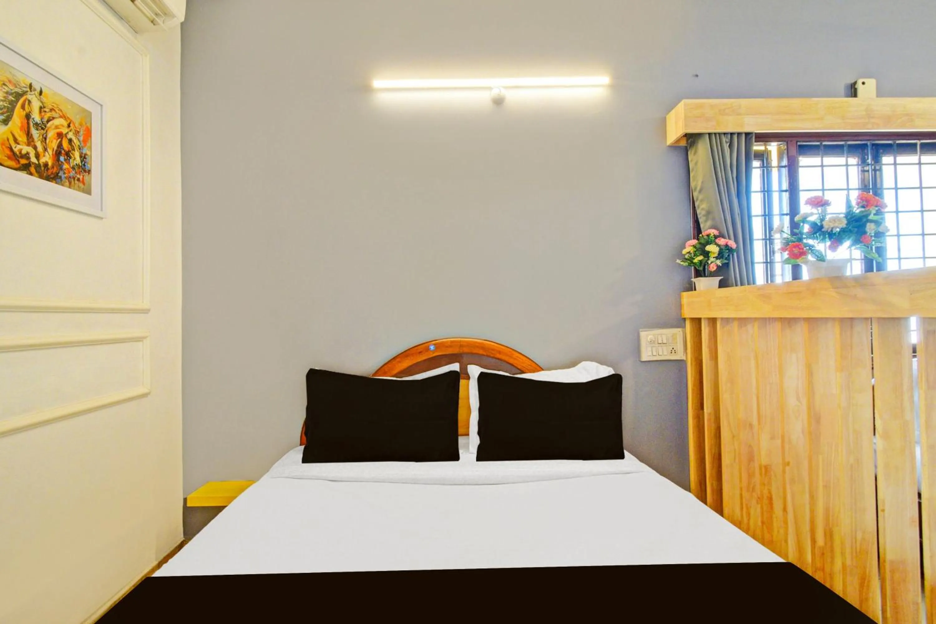 Bedroom, Bed in Hotel O Sahasra Residency Near Nexus Hyderabad