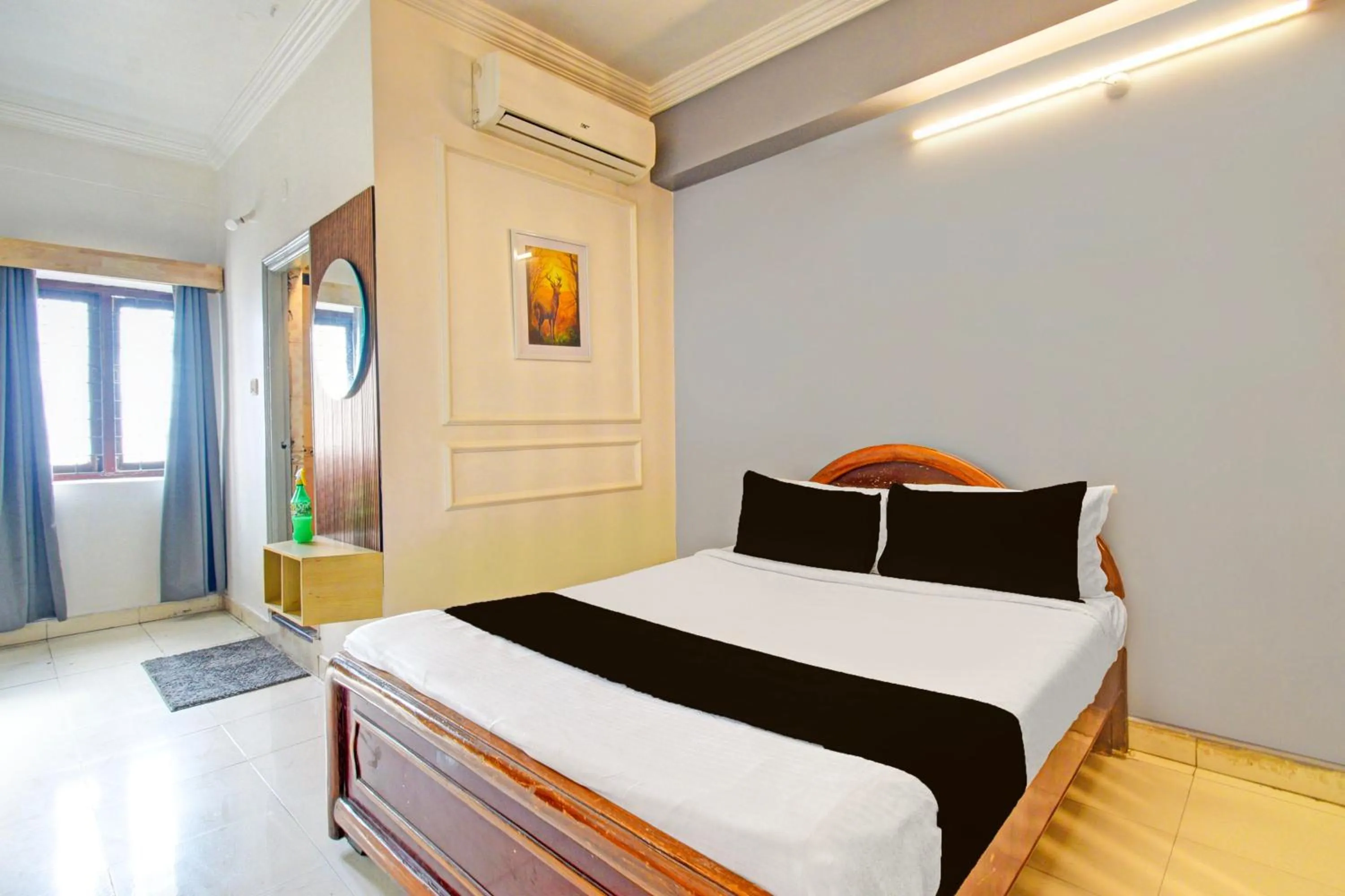 Bedroom, Bed in Hotel O Sahasra Residency Near Nexus Hyderabad