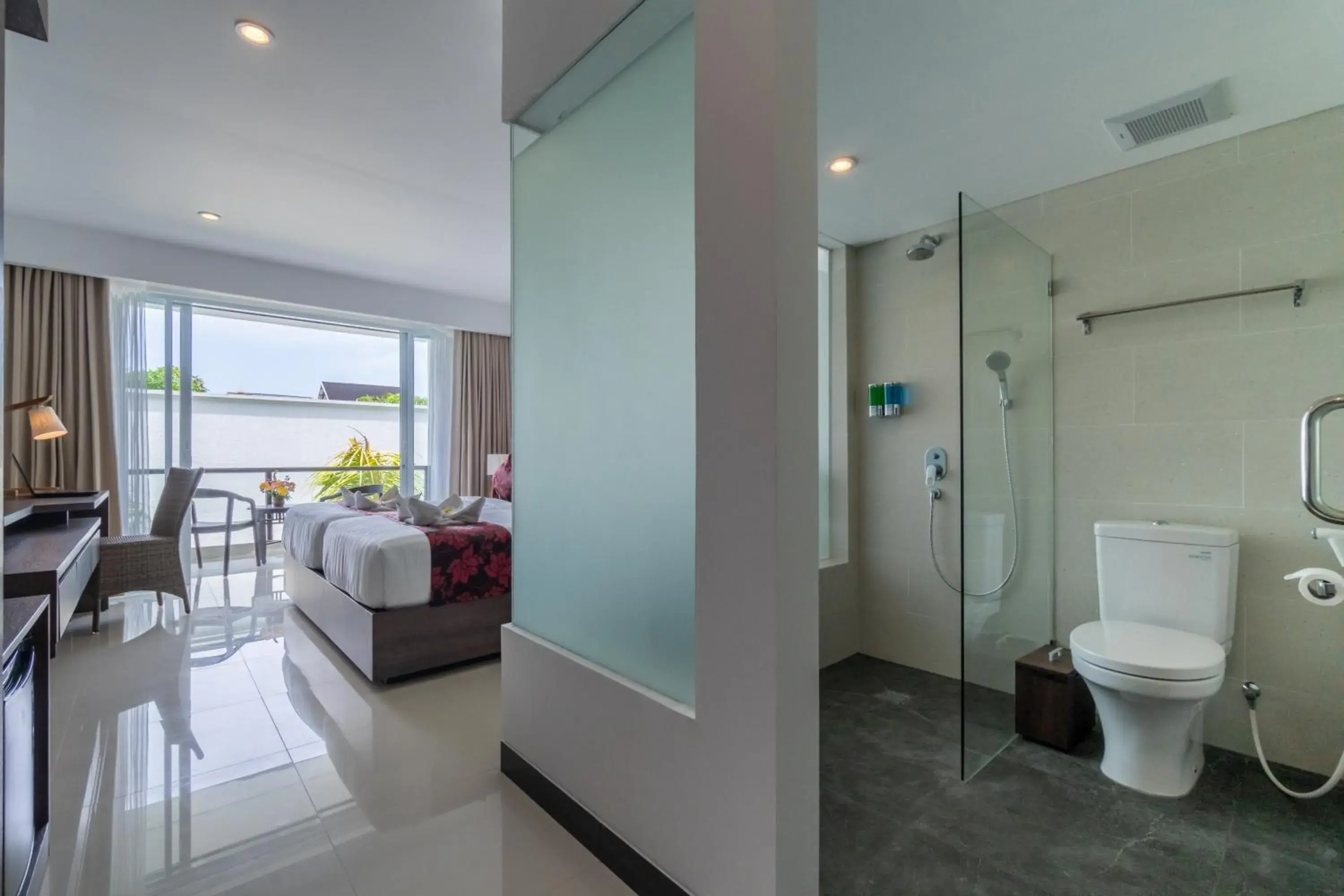 Twin Room with Balcony in Adhiloka Twin Room with Balcony in Adhiloka