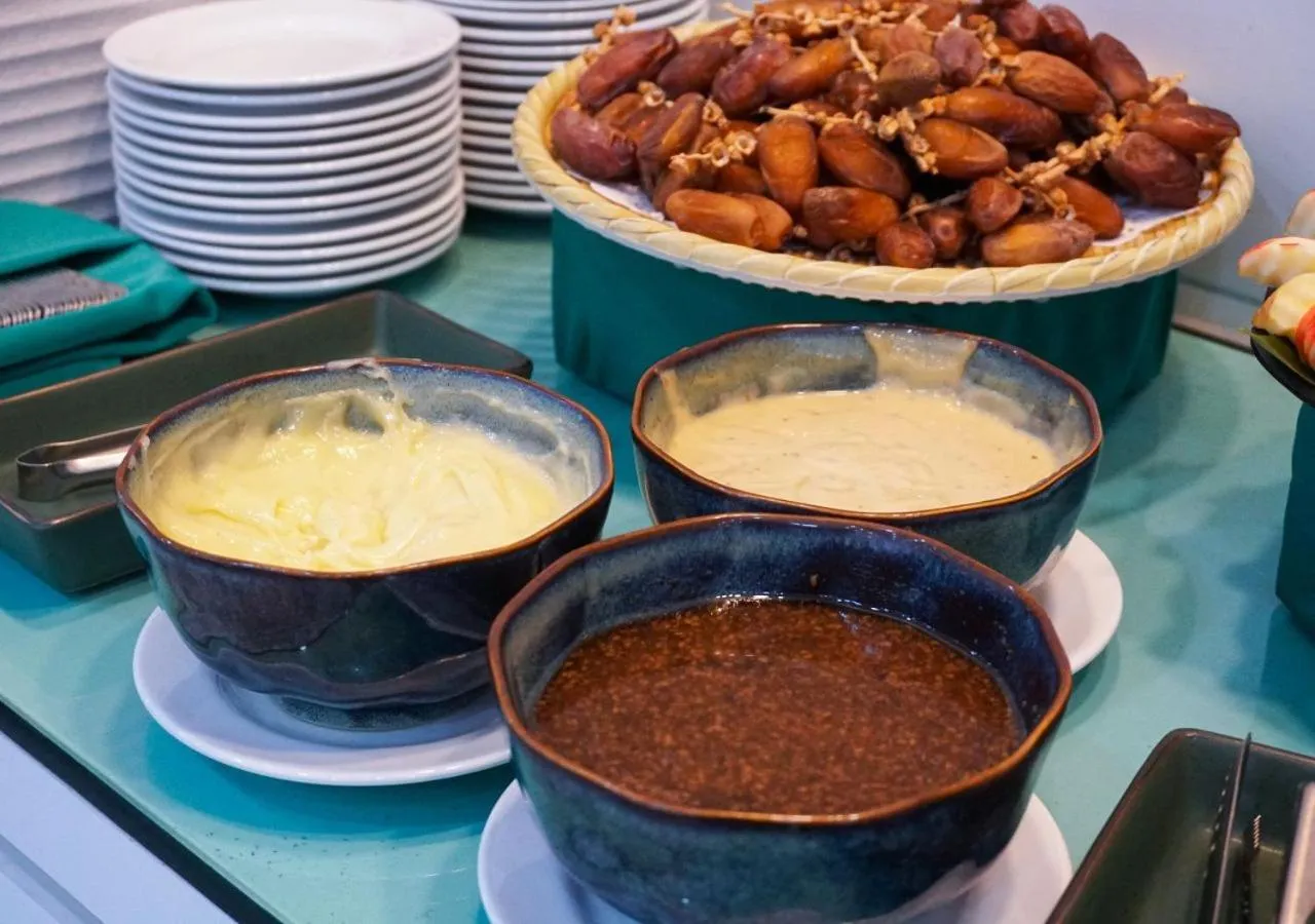 Food in Alfahad Hotel