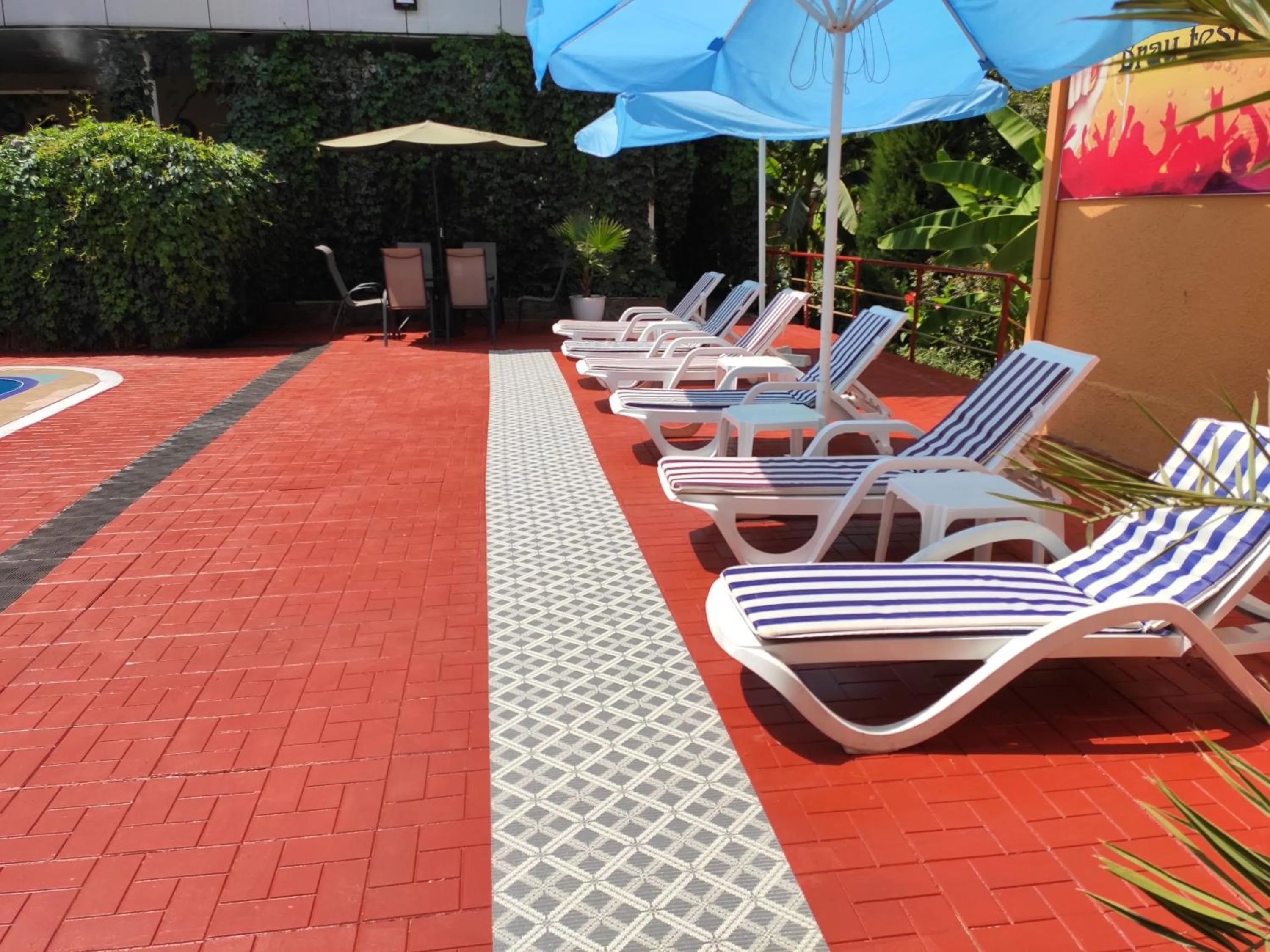 Swimming pool in Asia Hotel Fergana