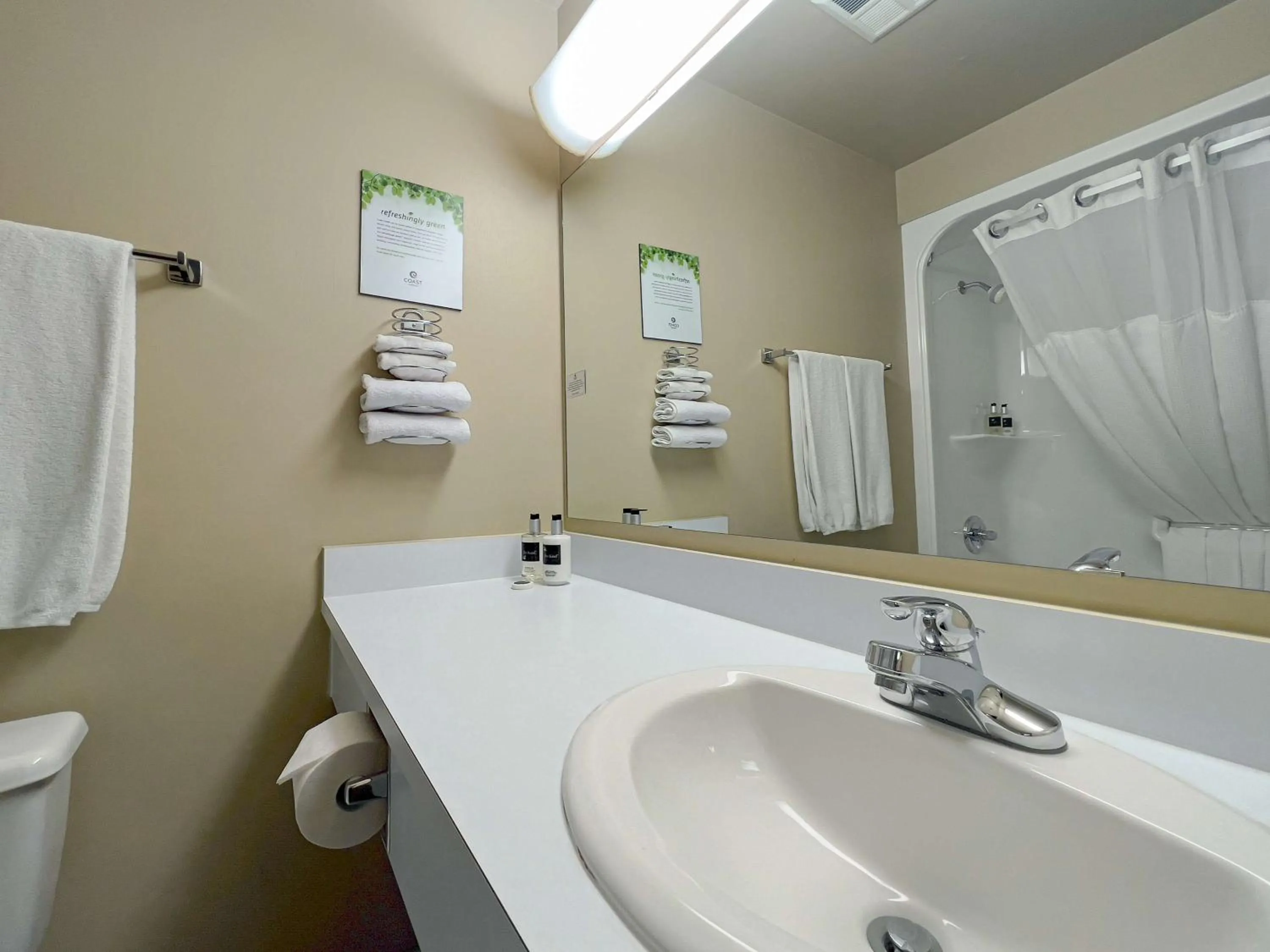 Bathroom in Coast Swift Current Hotel