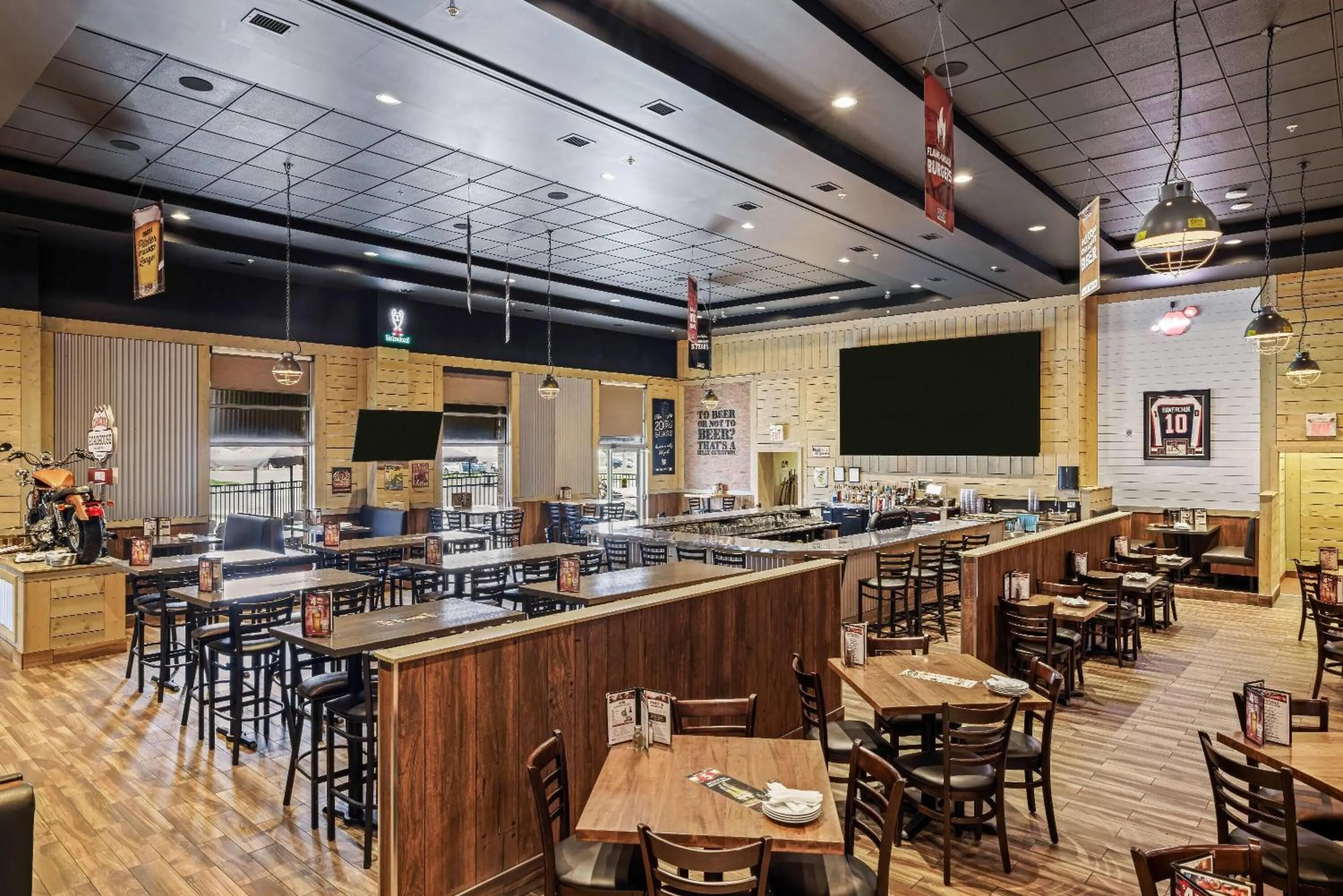 Lounge or bar in Days Inn & Suites by Wyndham Winkler