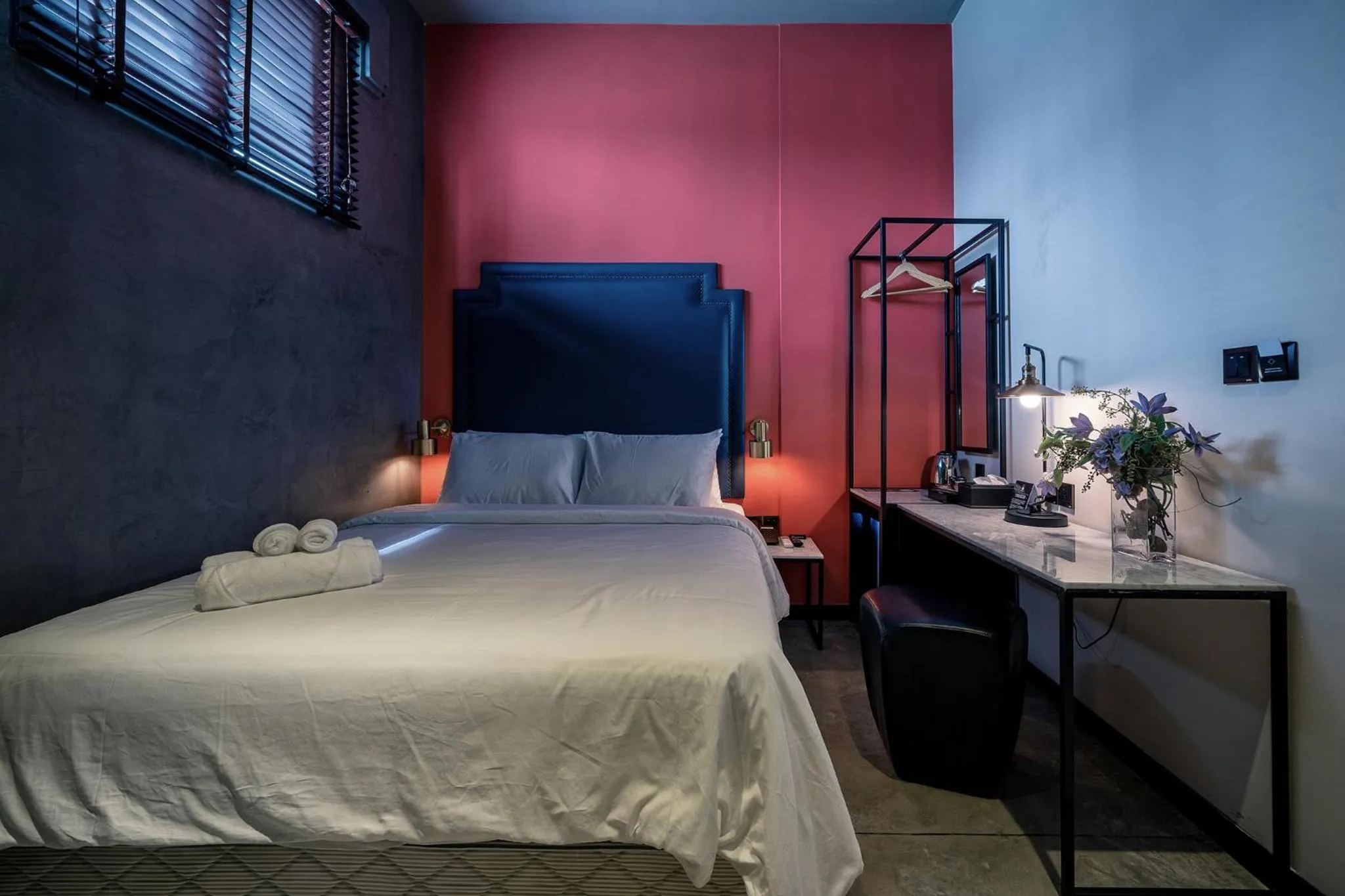 Bed in HOTEL le JARDIN SECRET saigon