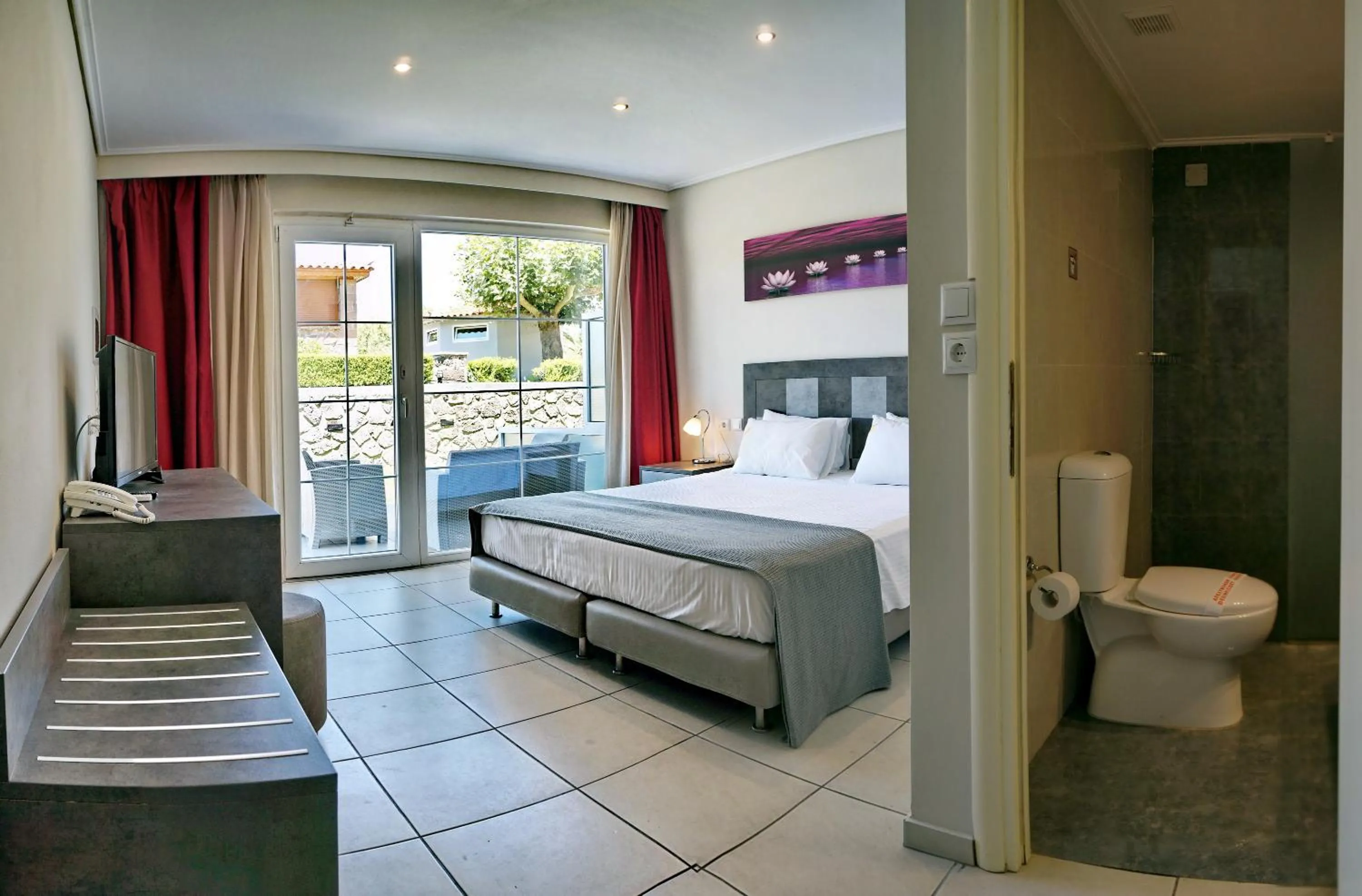 Bed in HOTEL BELLA VISTA