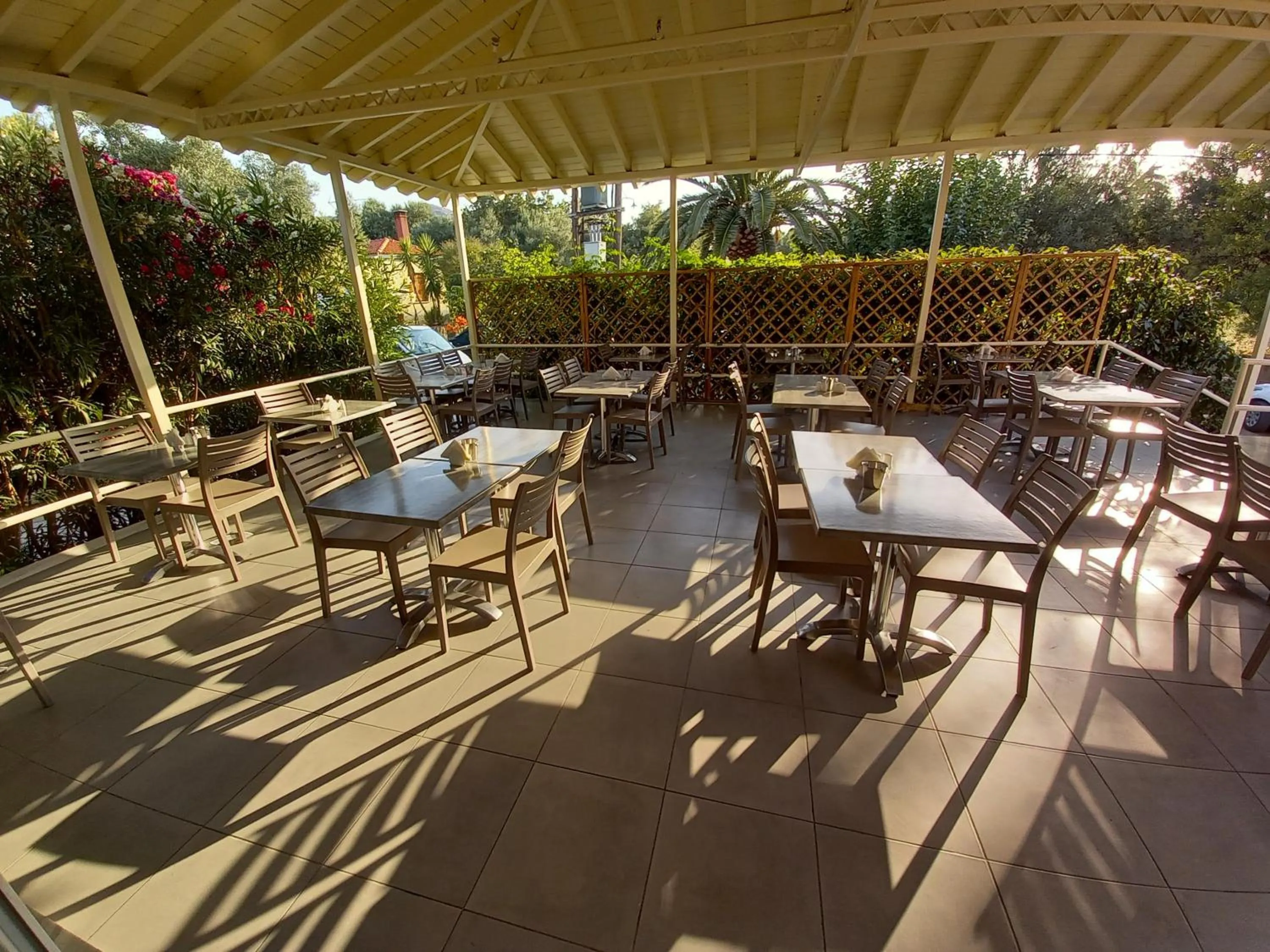 HOTEL BELLA VISTA