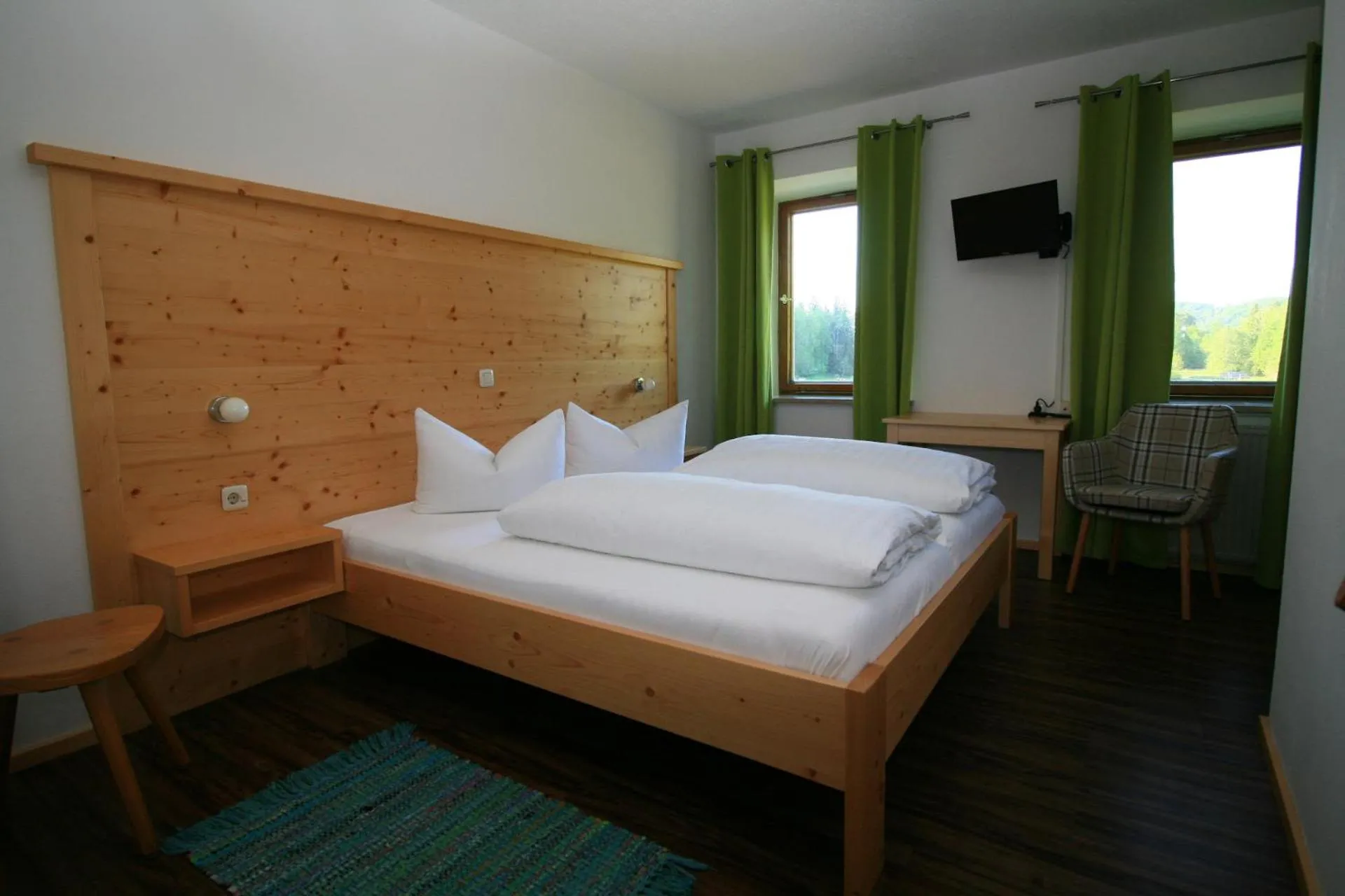 Photo of the whole room, Bed in Landgasthof Auerschmiede