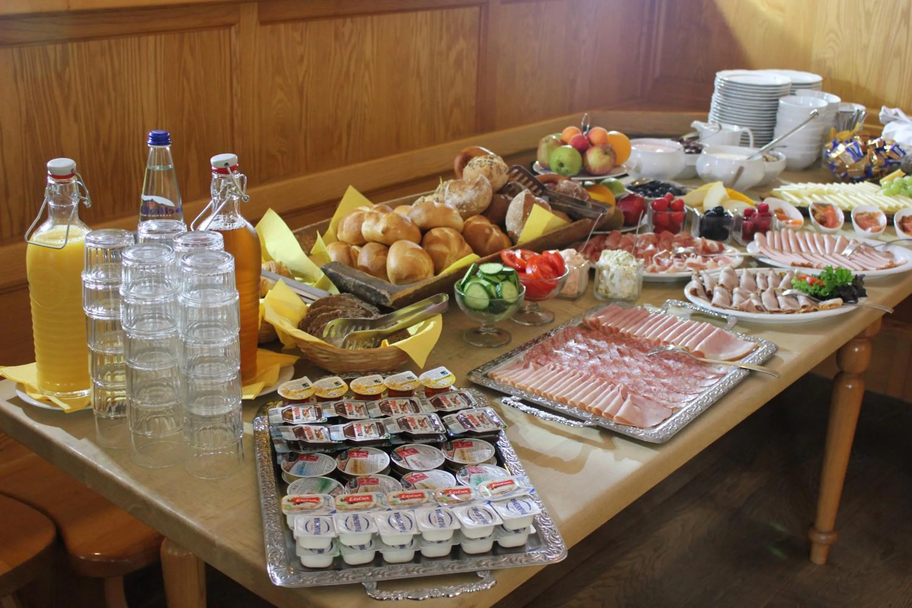 Buffet breakfast in Landgasthof Auerschmiede