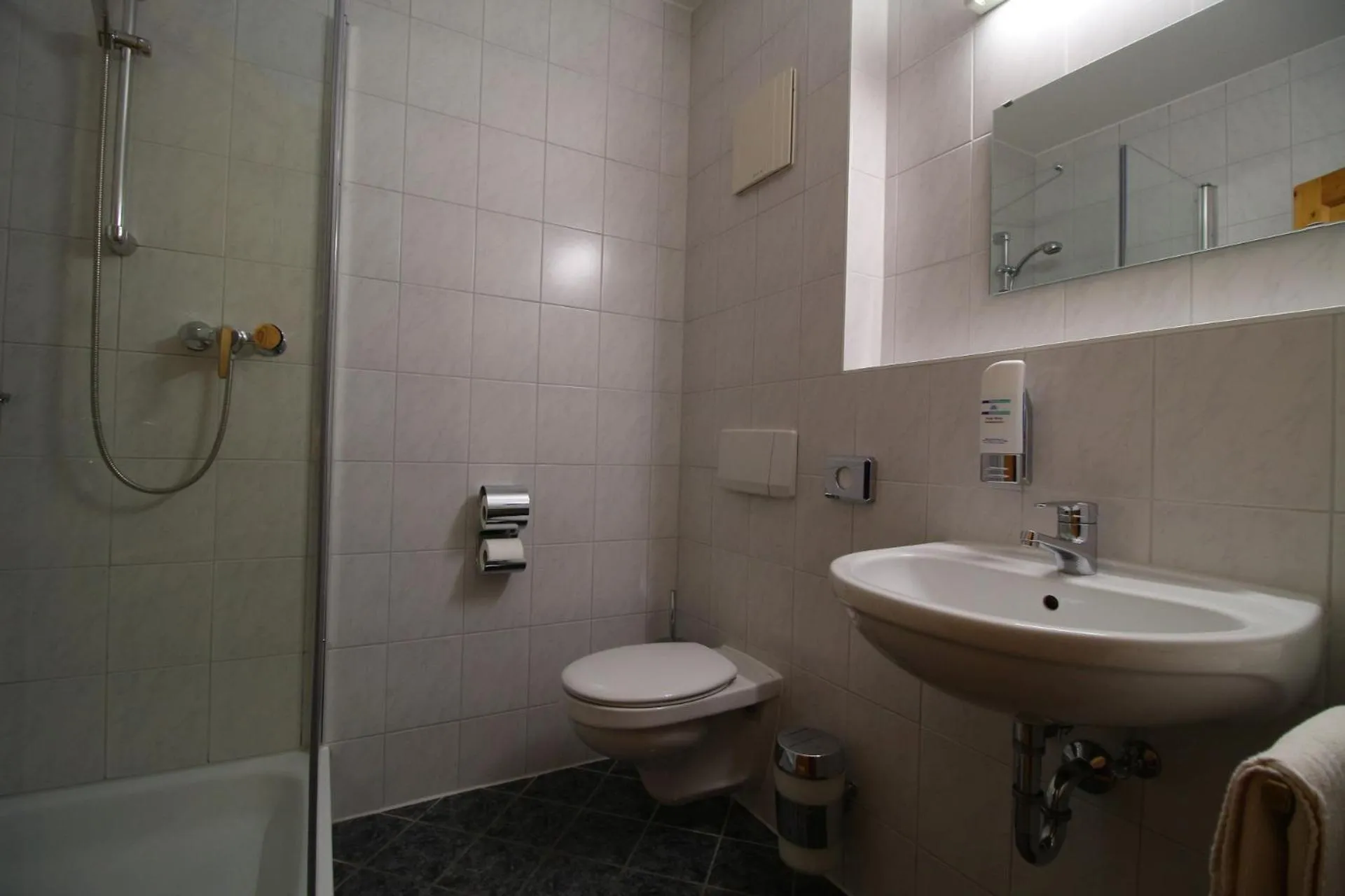 Bathroom in Landgasthof Auerschmiede