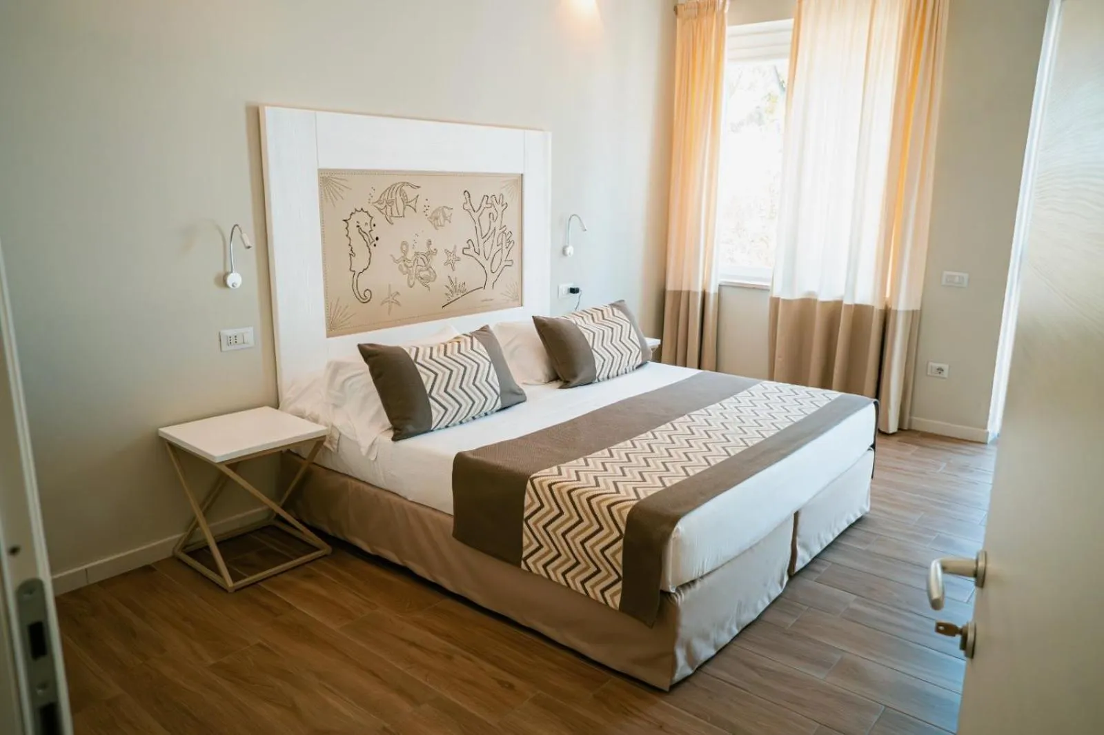 Bed in Hotel Lido Beach PHG