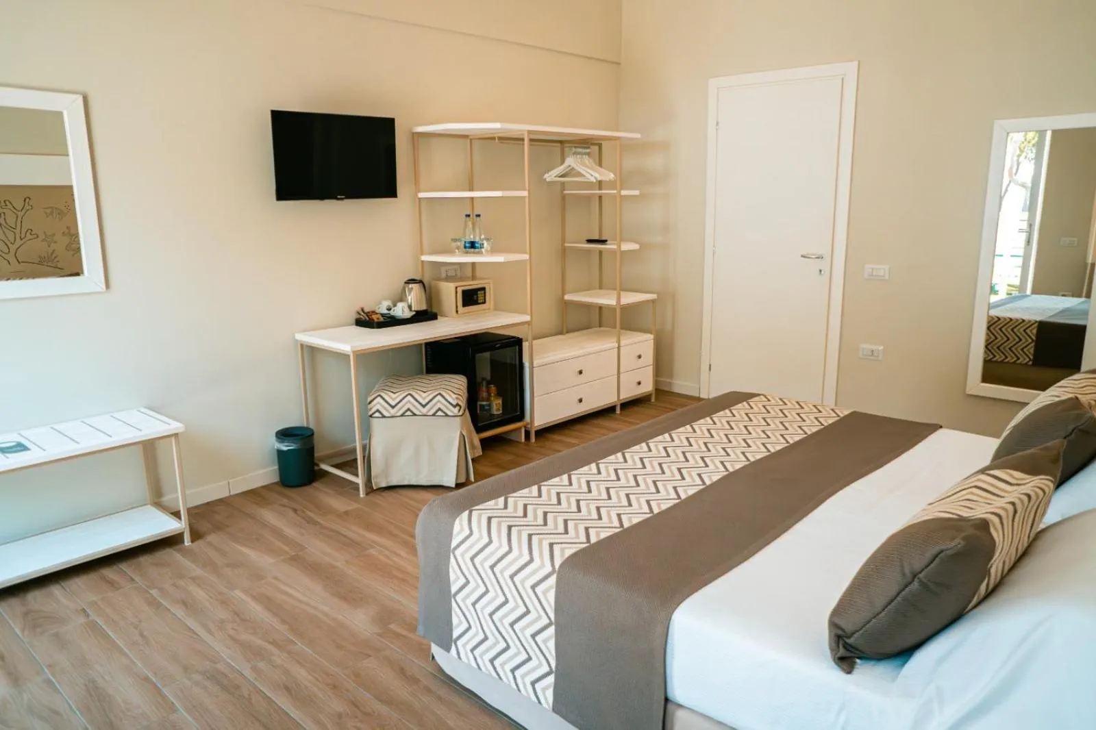 Bed in Hotel Lido Beach PHG