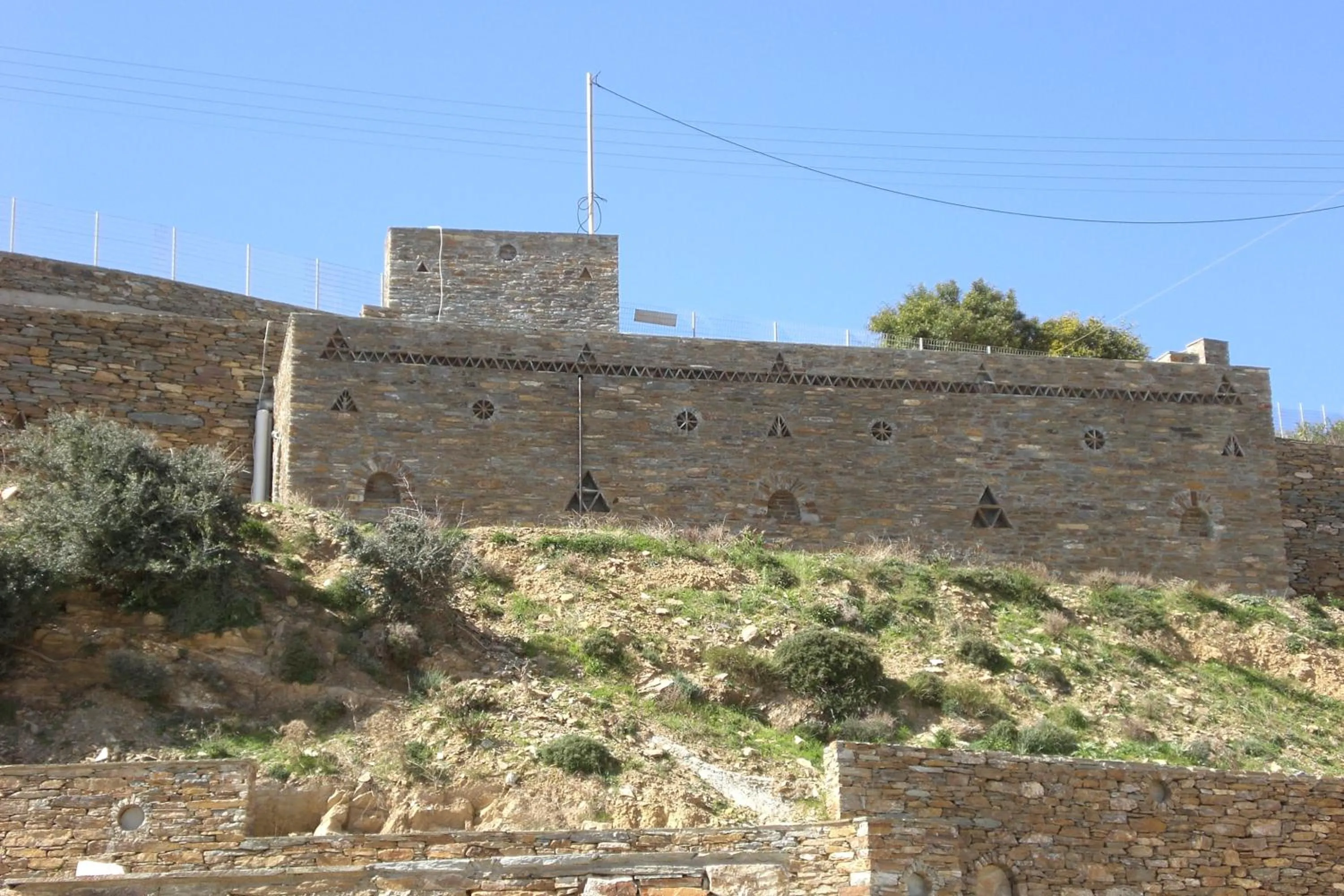 Facade/entrance in Monolithos Villas