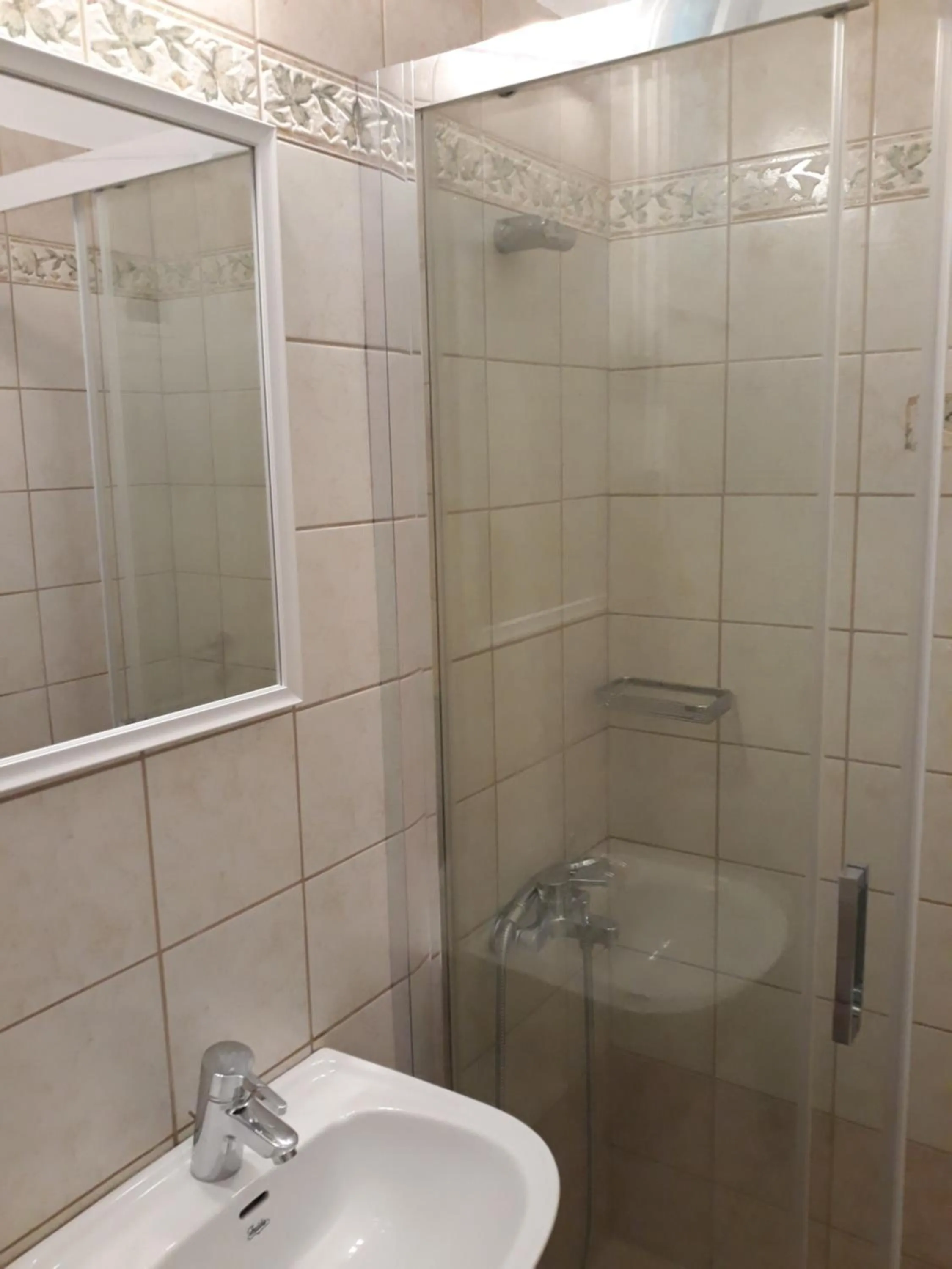 Shower in Monolithos Villas