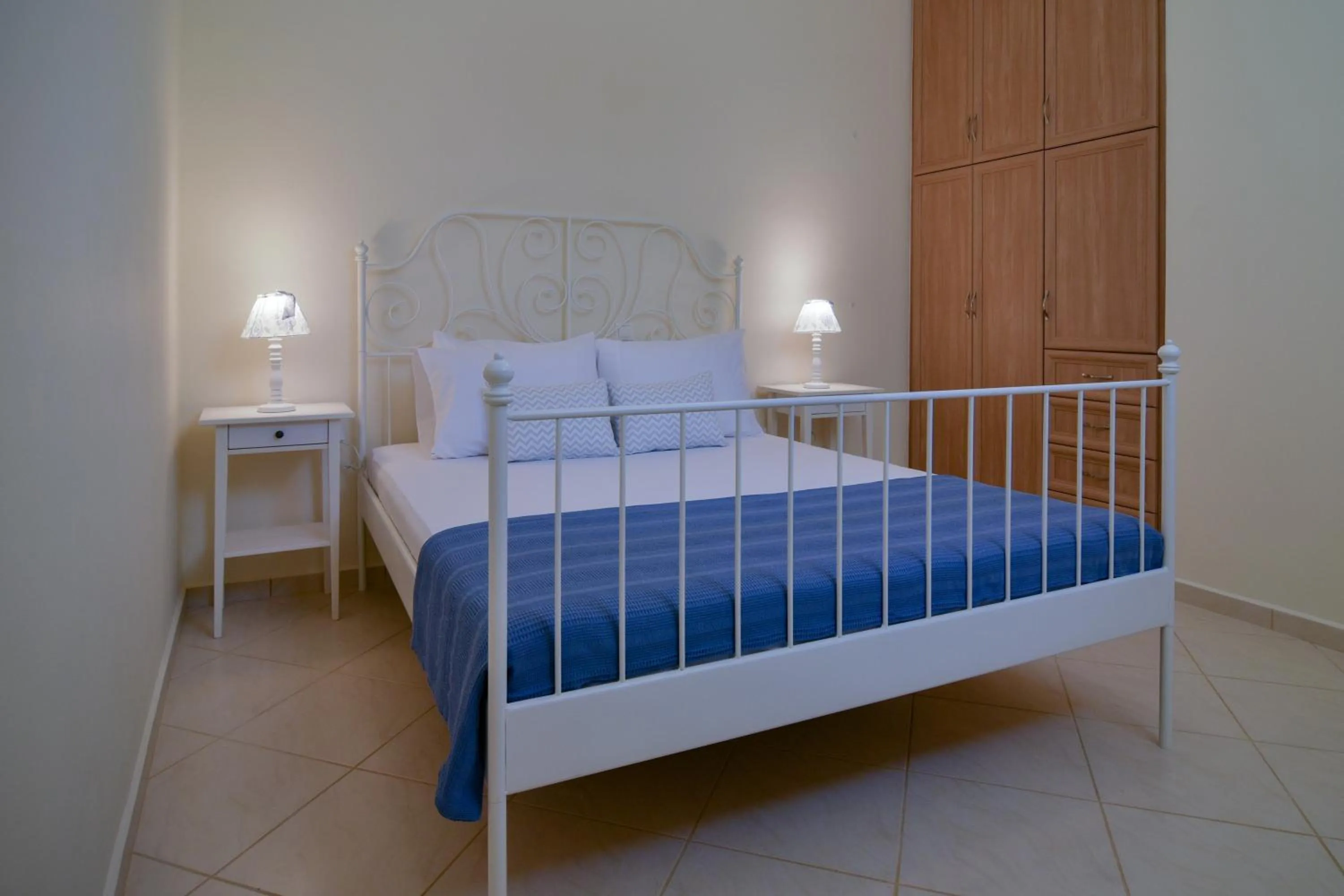 Bedroom, Bed in Monolithos Villas