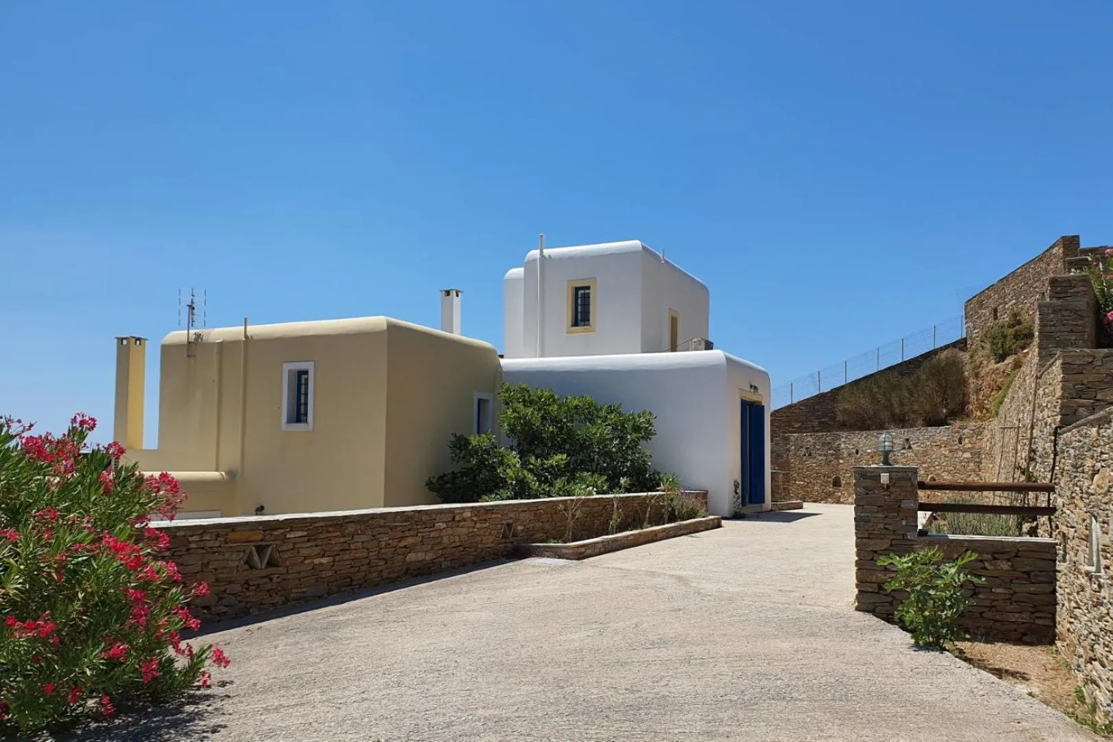 Property building in Monolithos Villas
