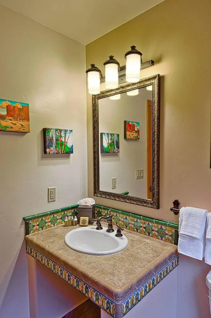Bathroom in Los Arboles Hotel