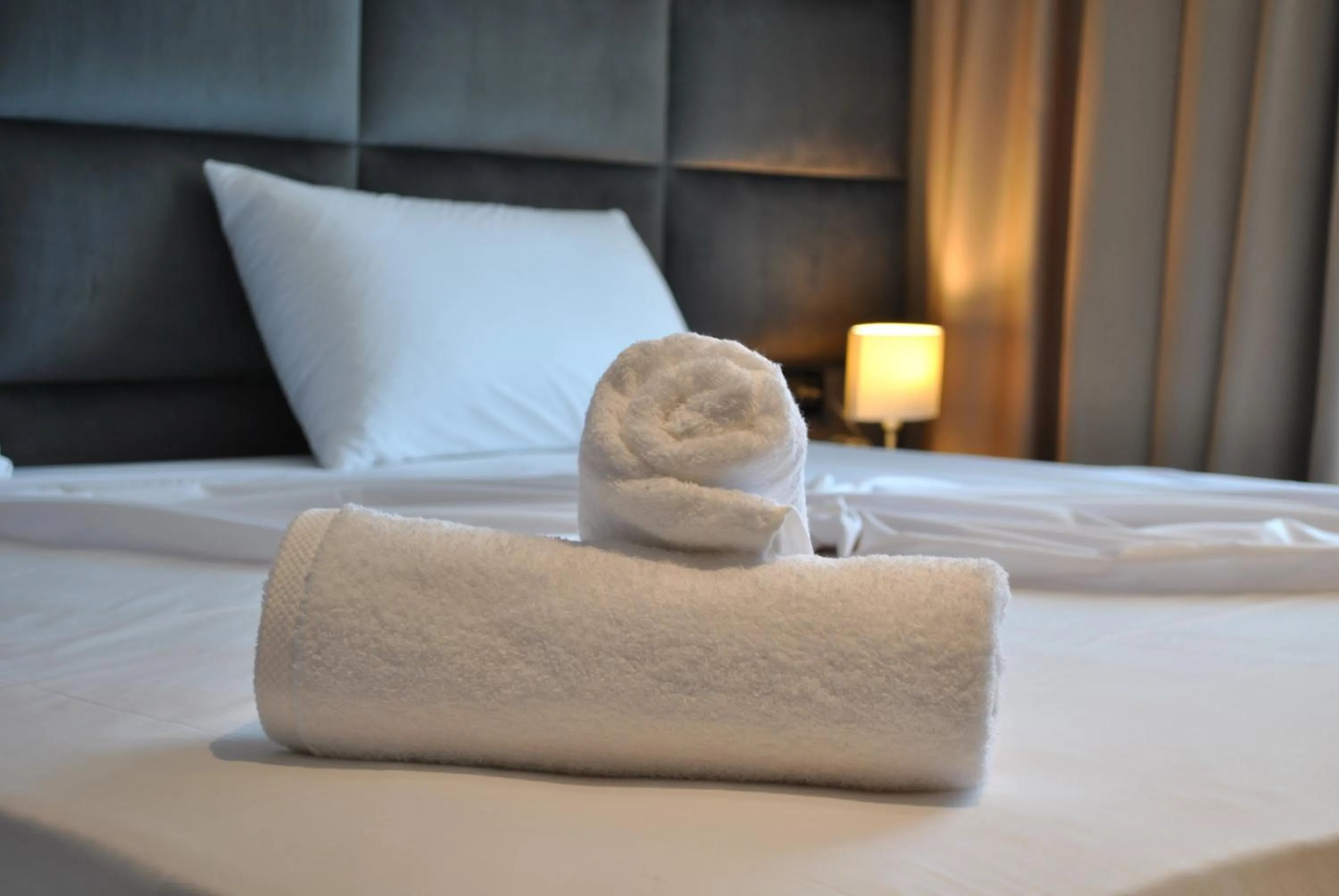 Bed in Twin Towers Hotel City & Beach Resort