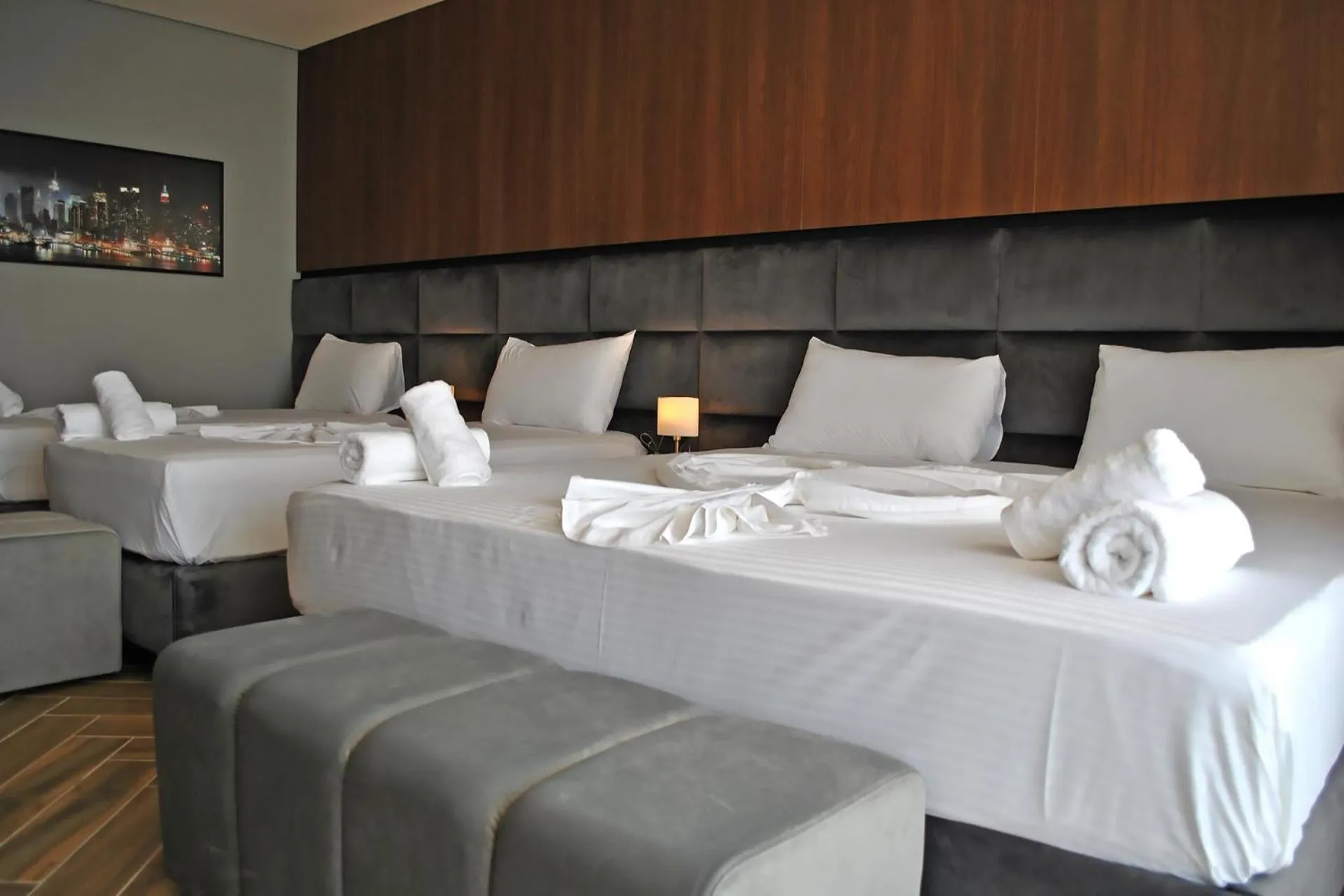 Photo of the whole room, Bed in Twin Towers Hotel City & Beach Resort
