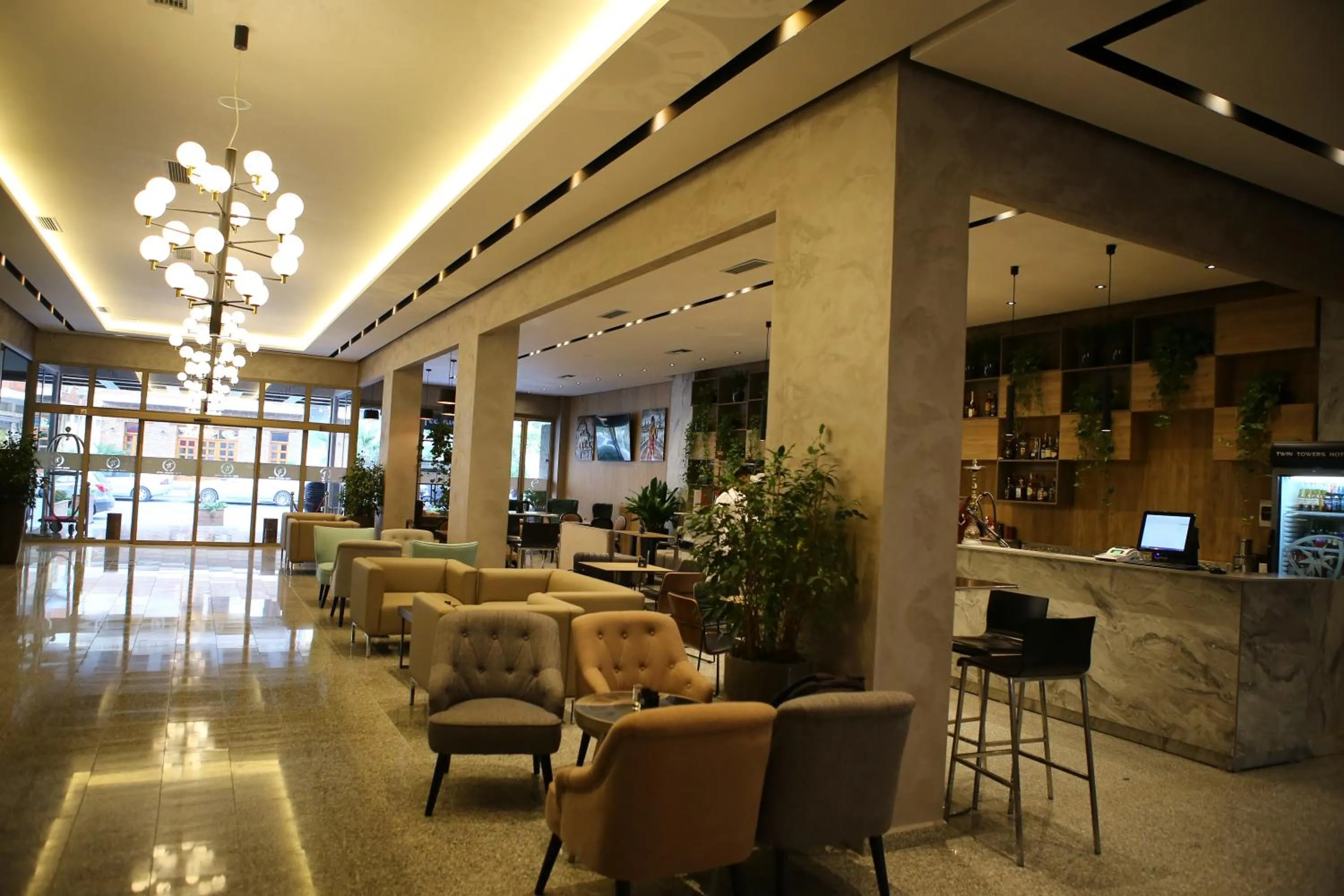 Twin Towers Hotel City & Beach Resort
