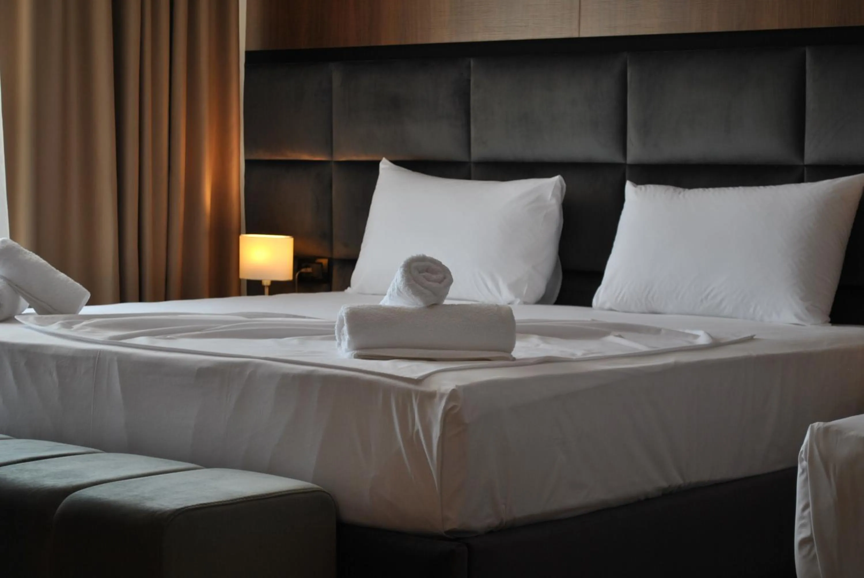 Bed in Twin Towers Hotel City & Beach Resort