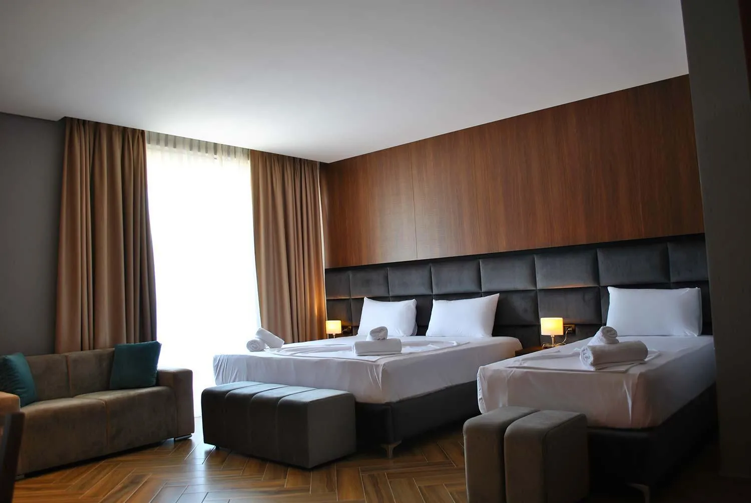 Bed in Twin Towers Hotel City & Beach Resort
