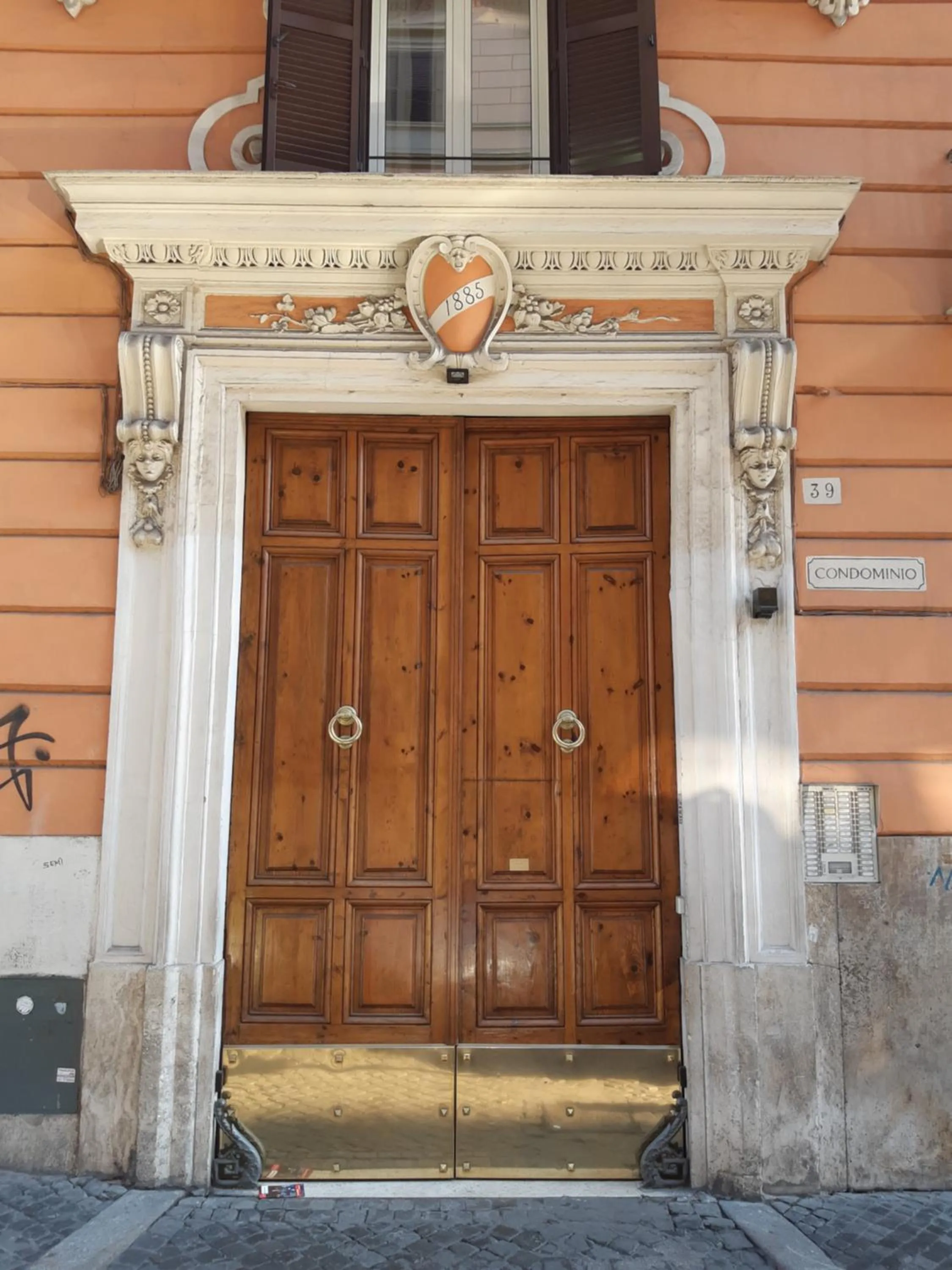 Facade/entrance in One & Only Buonarroti Suite