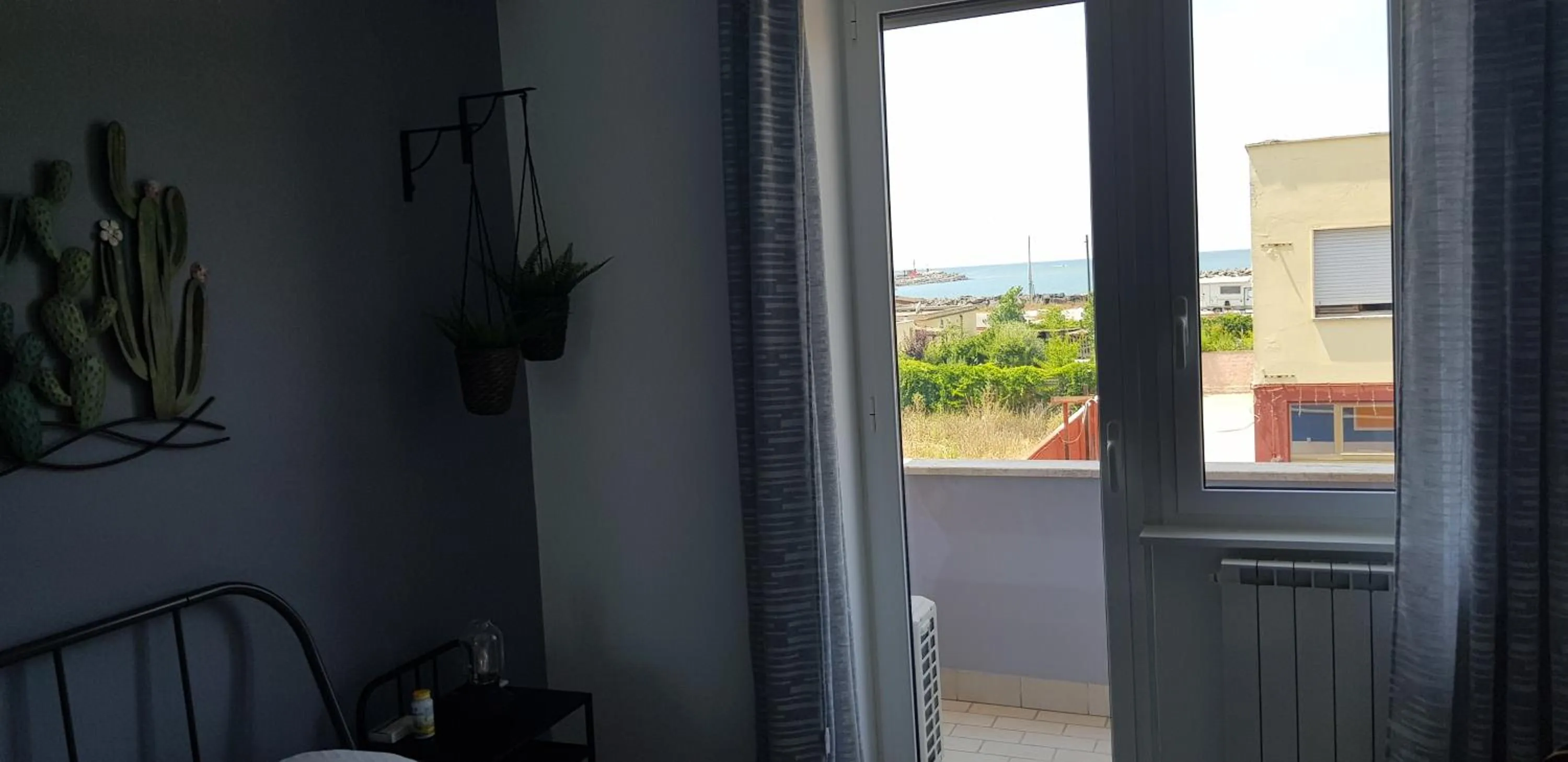 Balcony/Terrace in Little Rose guest house