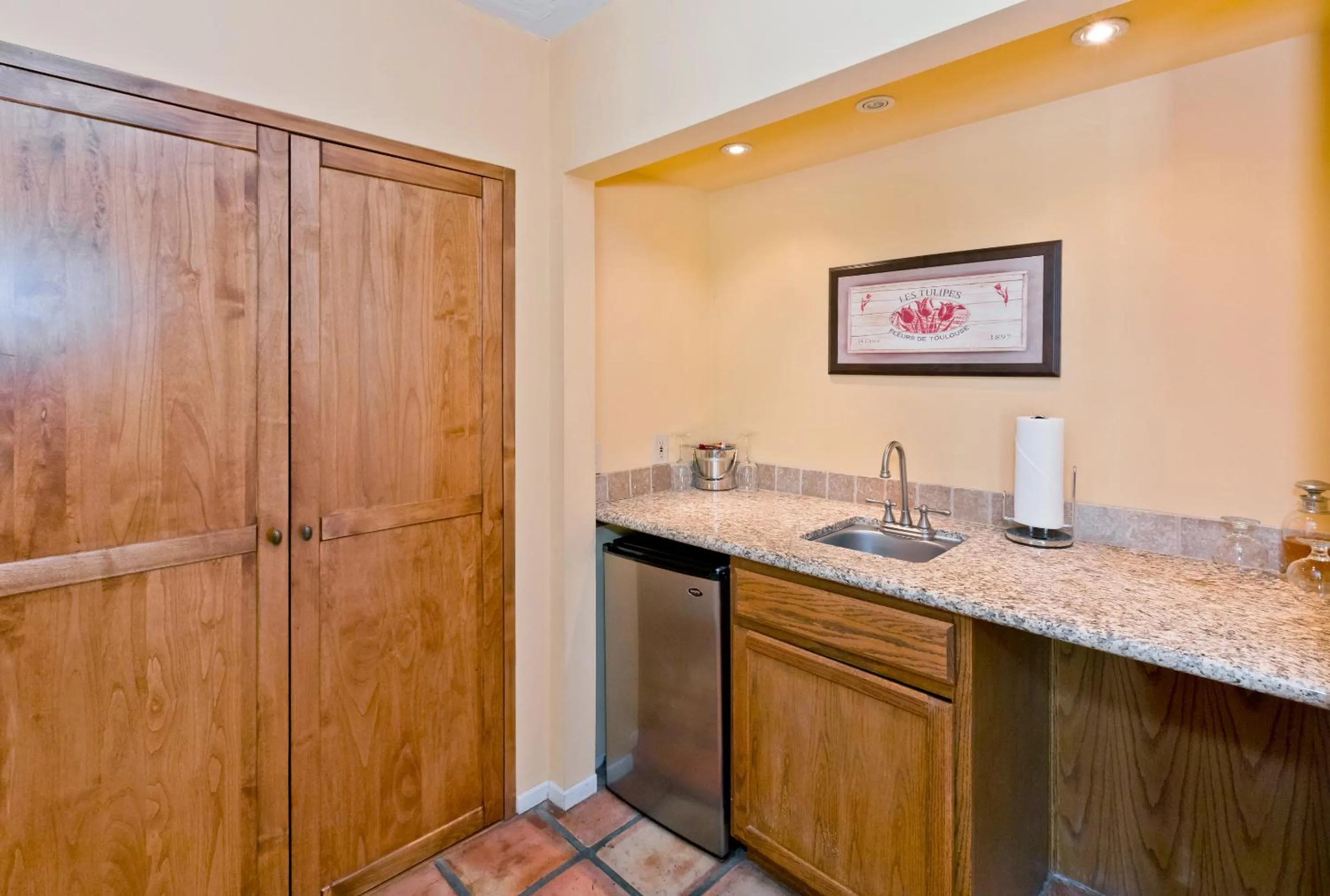 Kitchen or kitchenette in La Maison Hotel - Adults Only