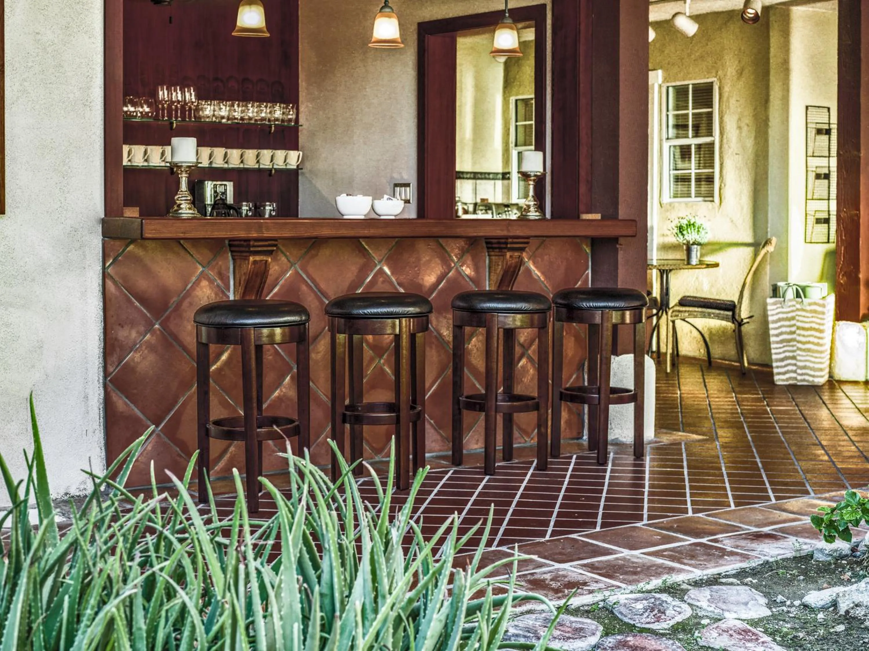 Communal kitchen in La Maison Hotel - Adults Only