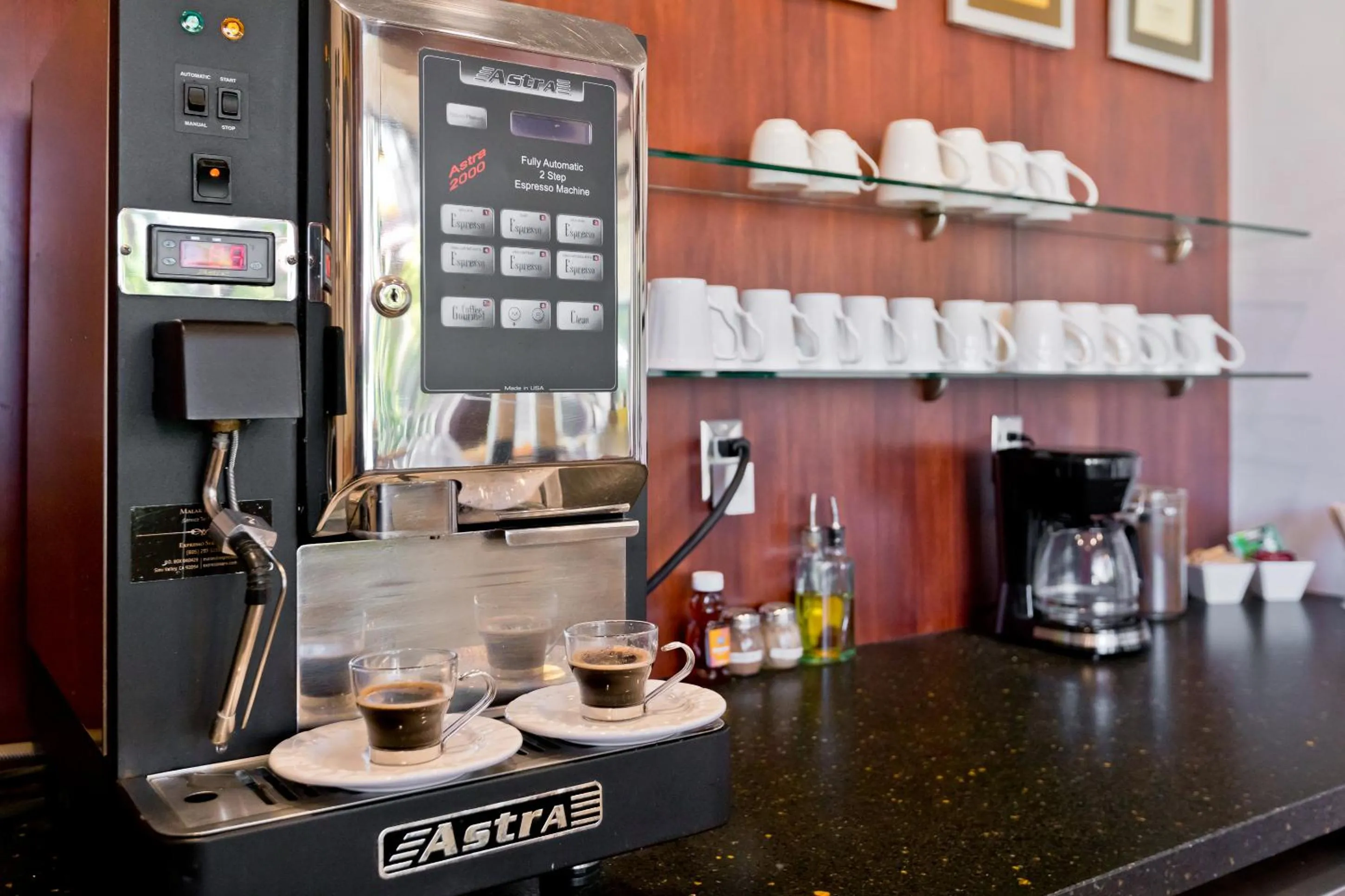 Coffee/tea facilities in La Maison Hotel - Adults Only