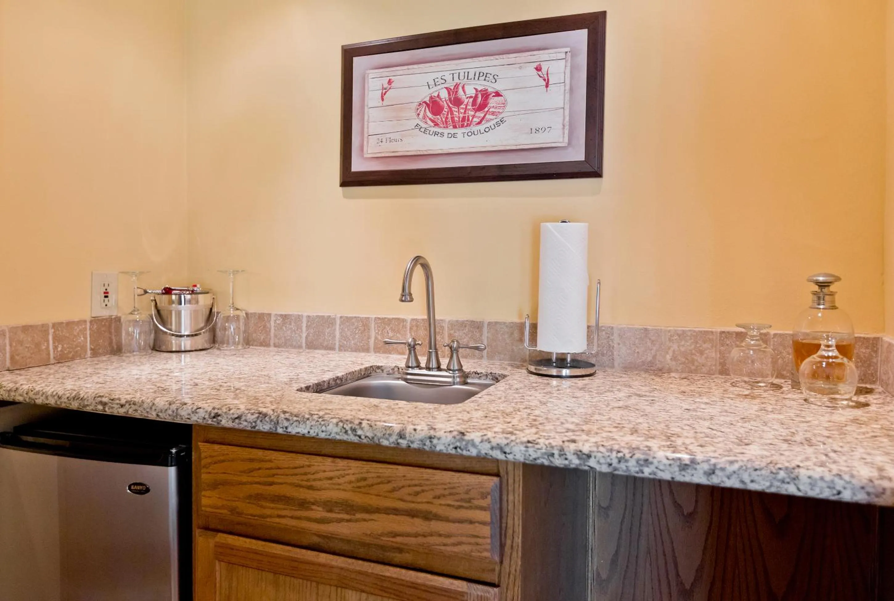 Kitchen or kitchenette in La Maison Hotel - Adults Only