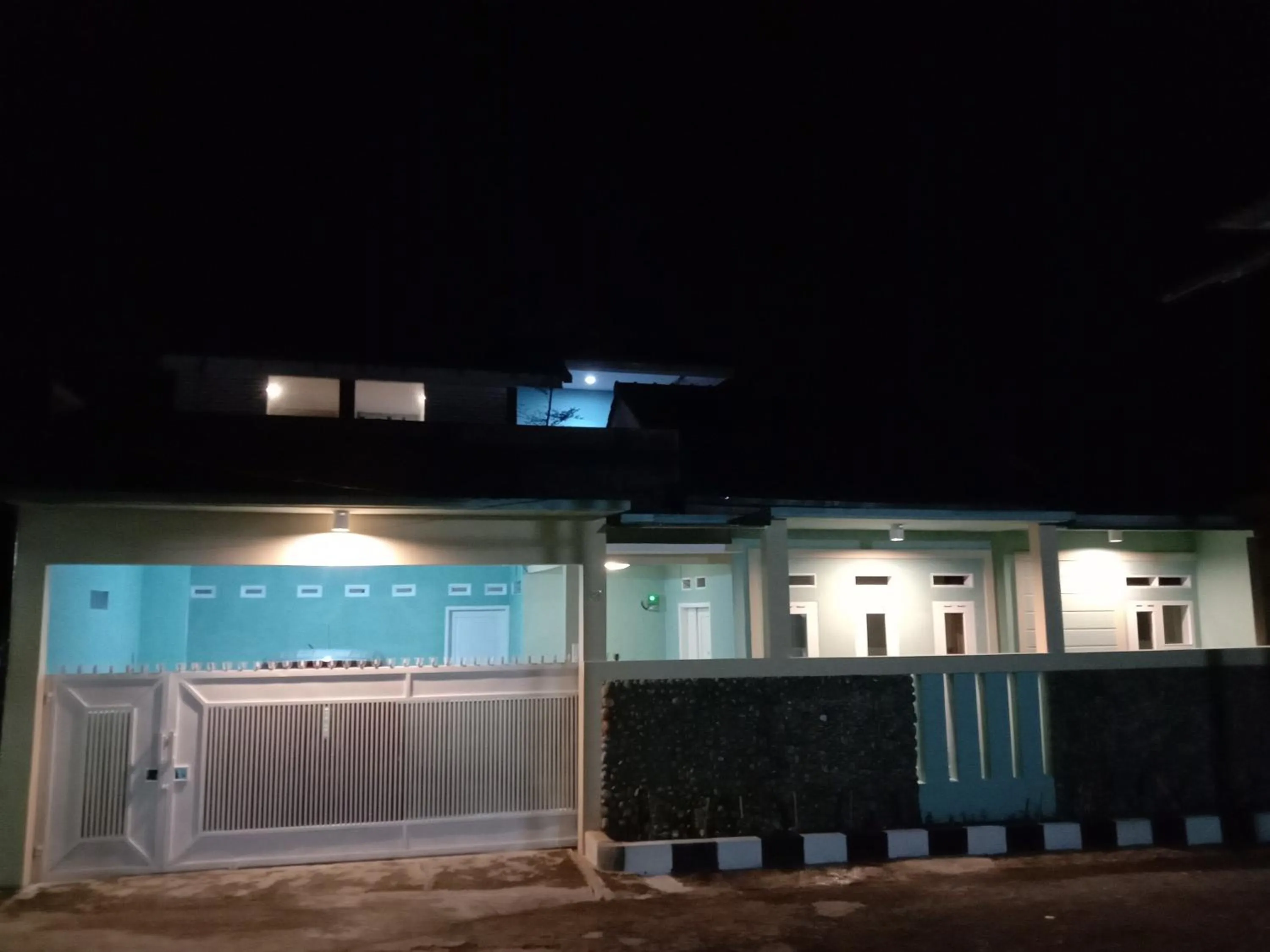 Guesthouse - Biru Homestay