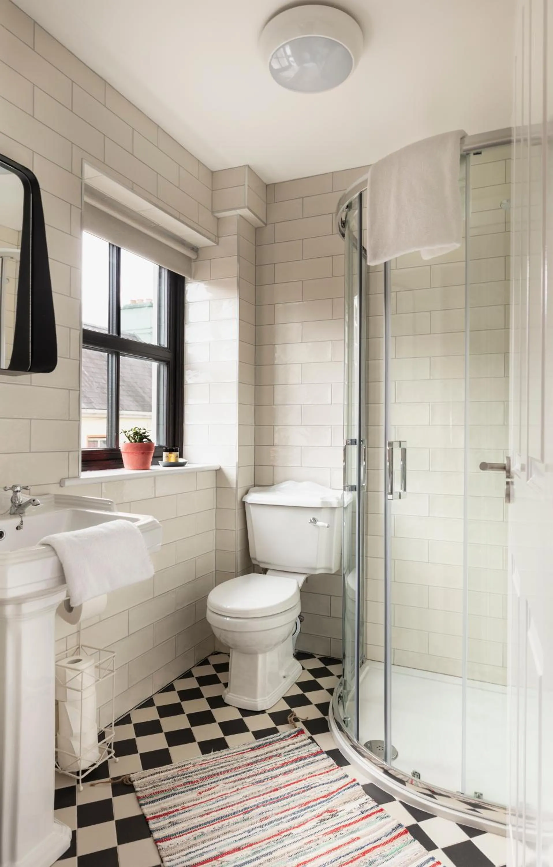 Shower in Bridge Street Townhouse