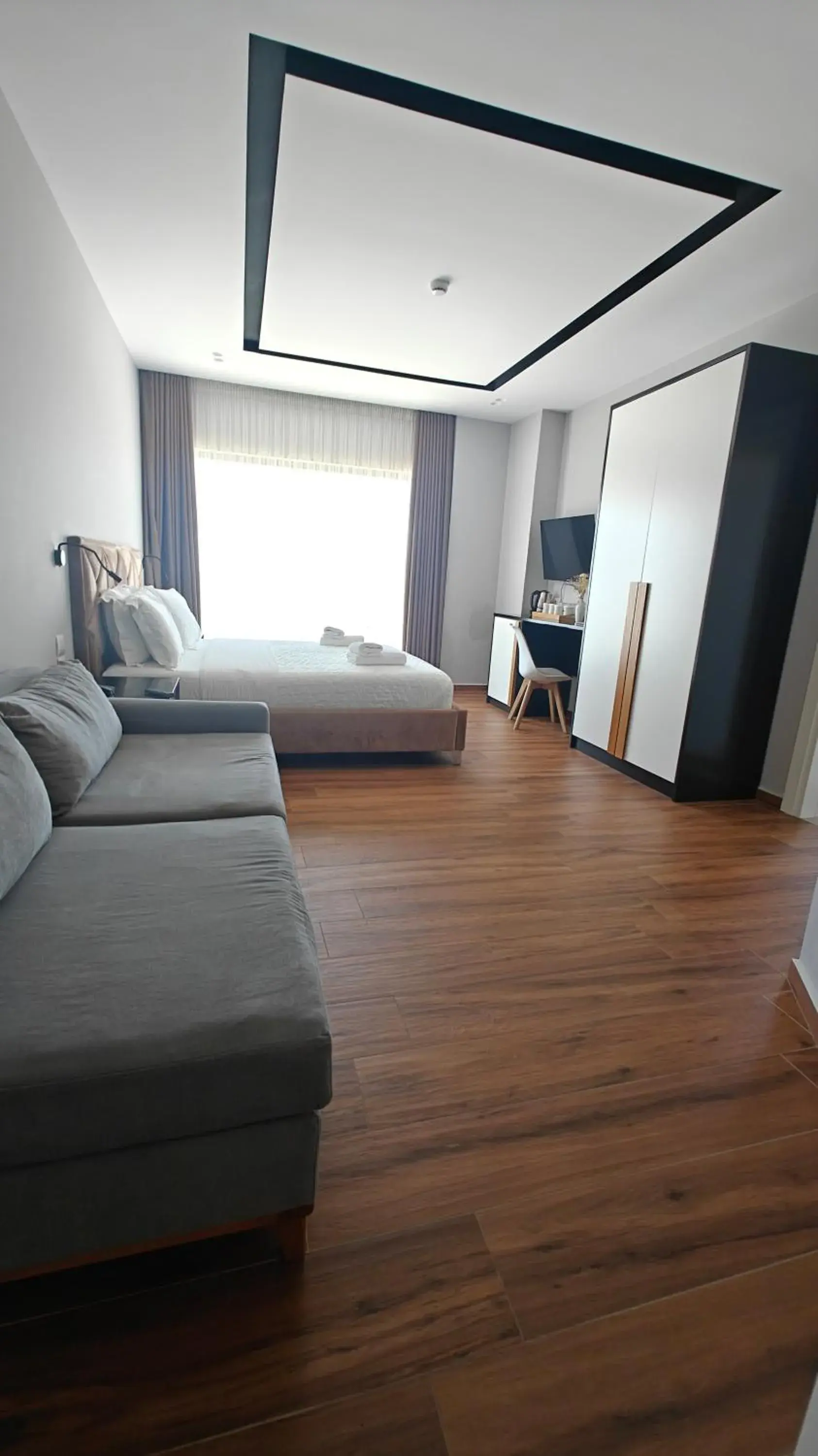 King Suite with Sea View in King Hotel Ksamil King Suite with Sea View in King Hotel Ksamil