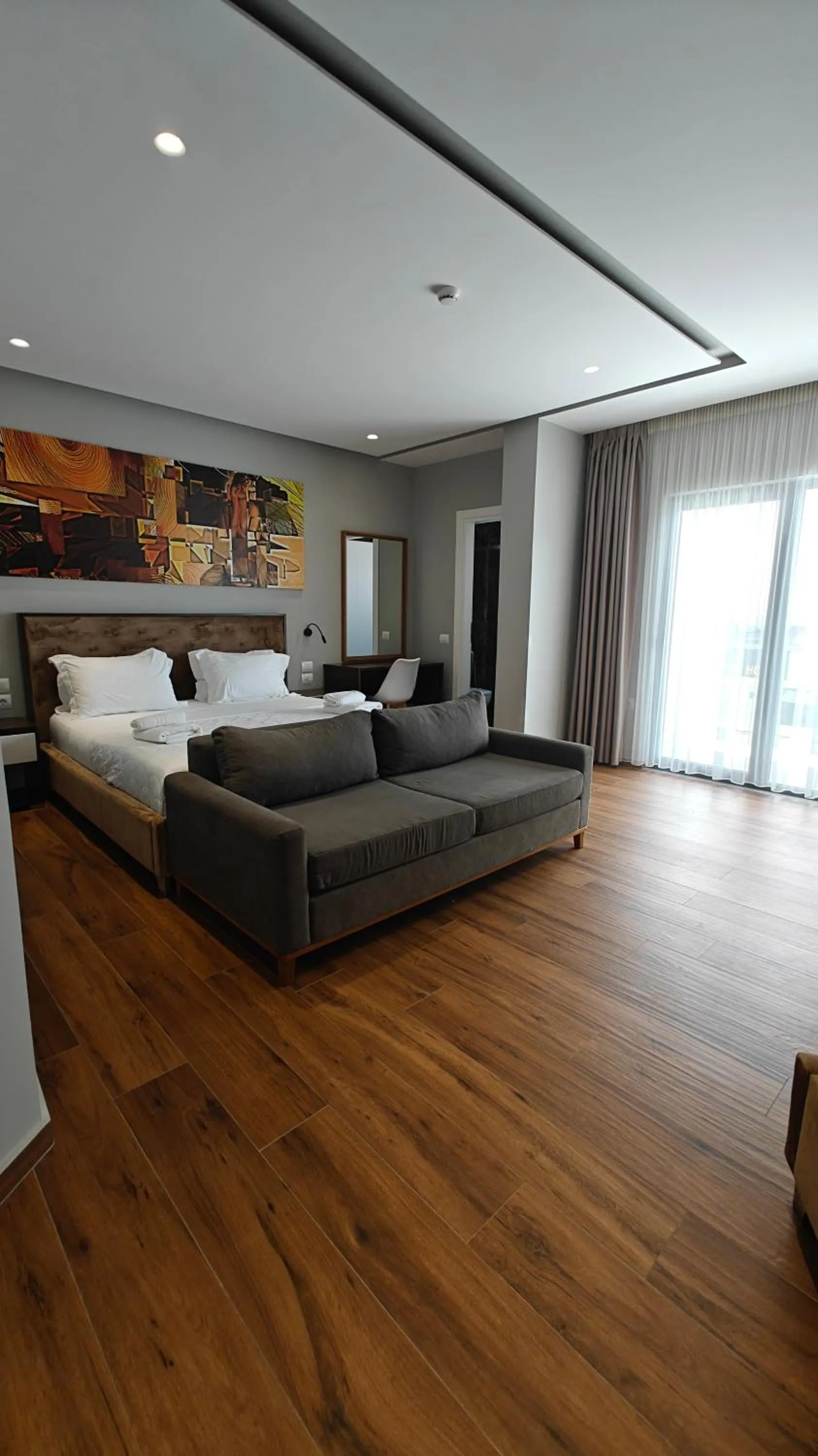 Family Room with Balcony in King Hotel Ksamil
