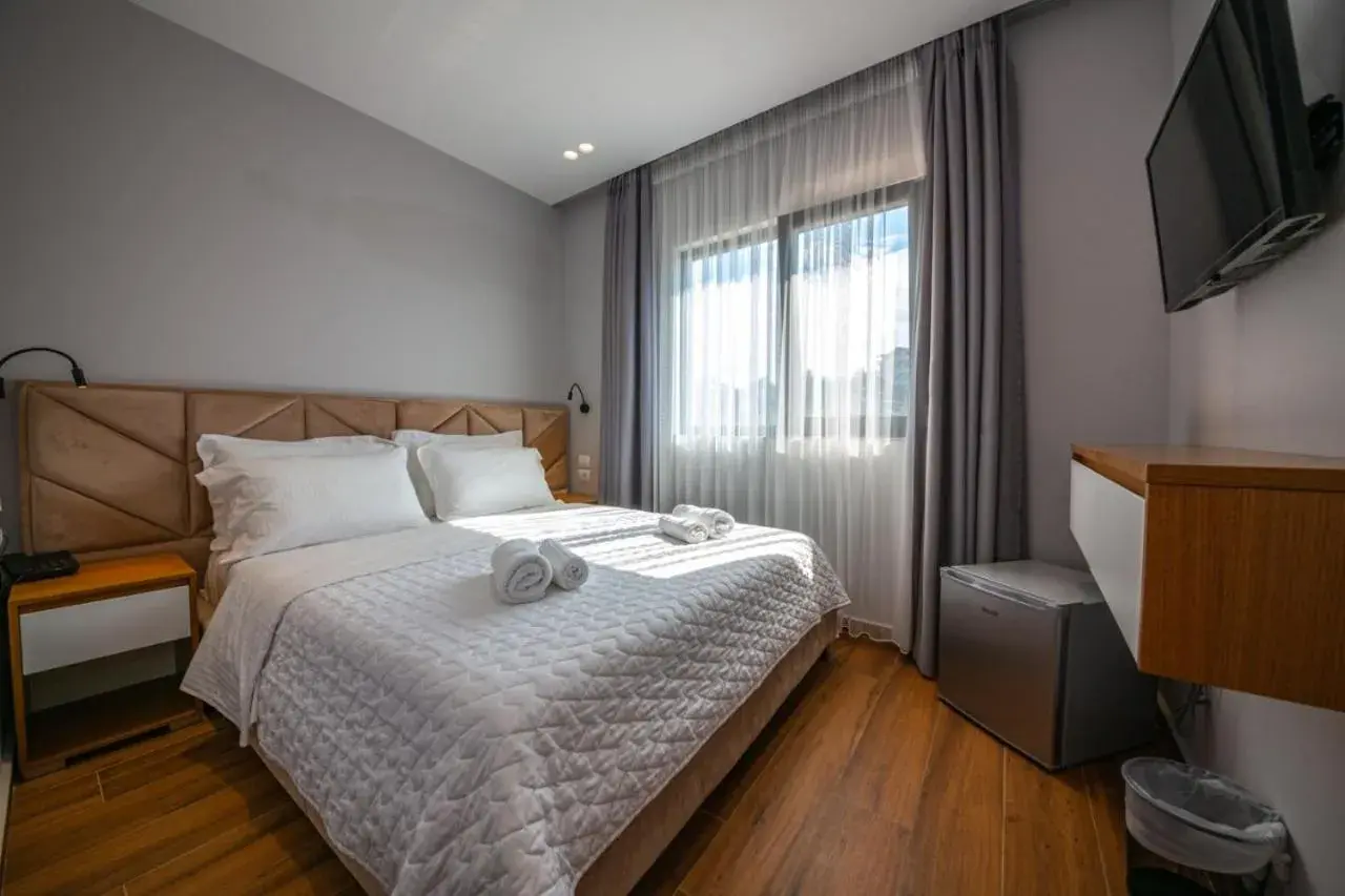 Standard Double Room in King Hotel Ksamil Standard Double Room in King Hotel Ksamil