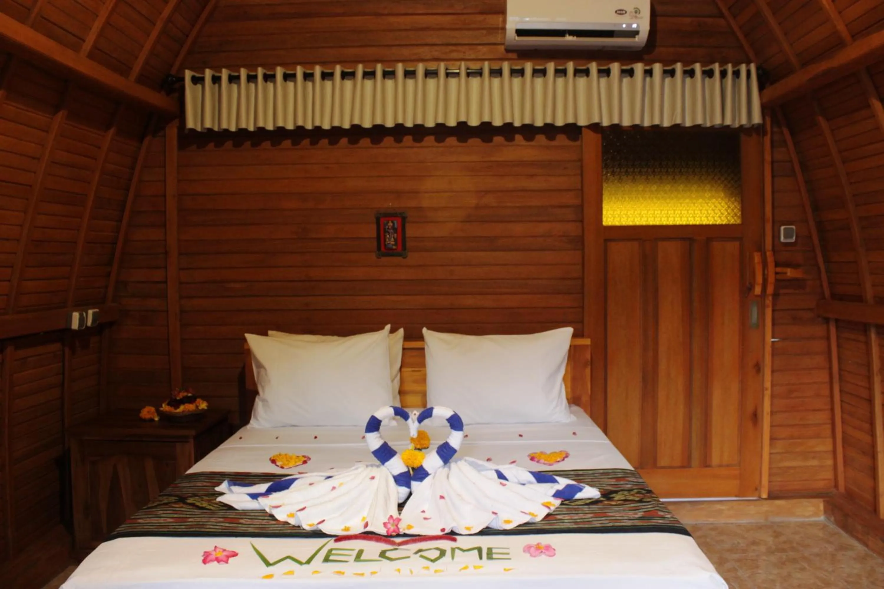 Bed in Kubu Padi Wooden House