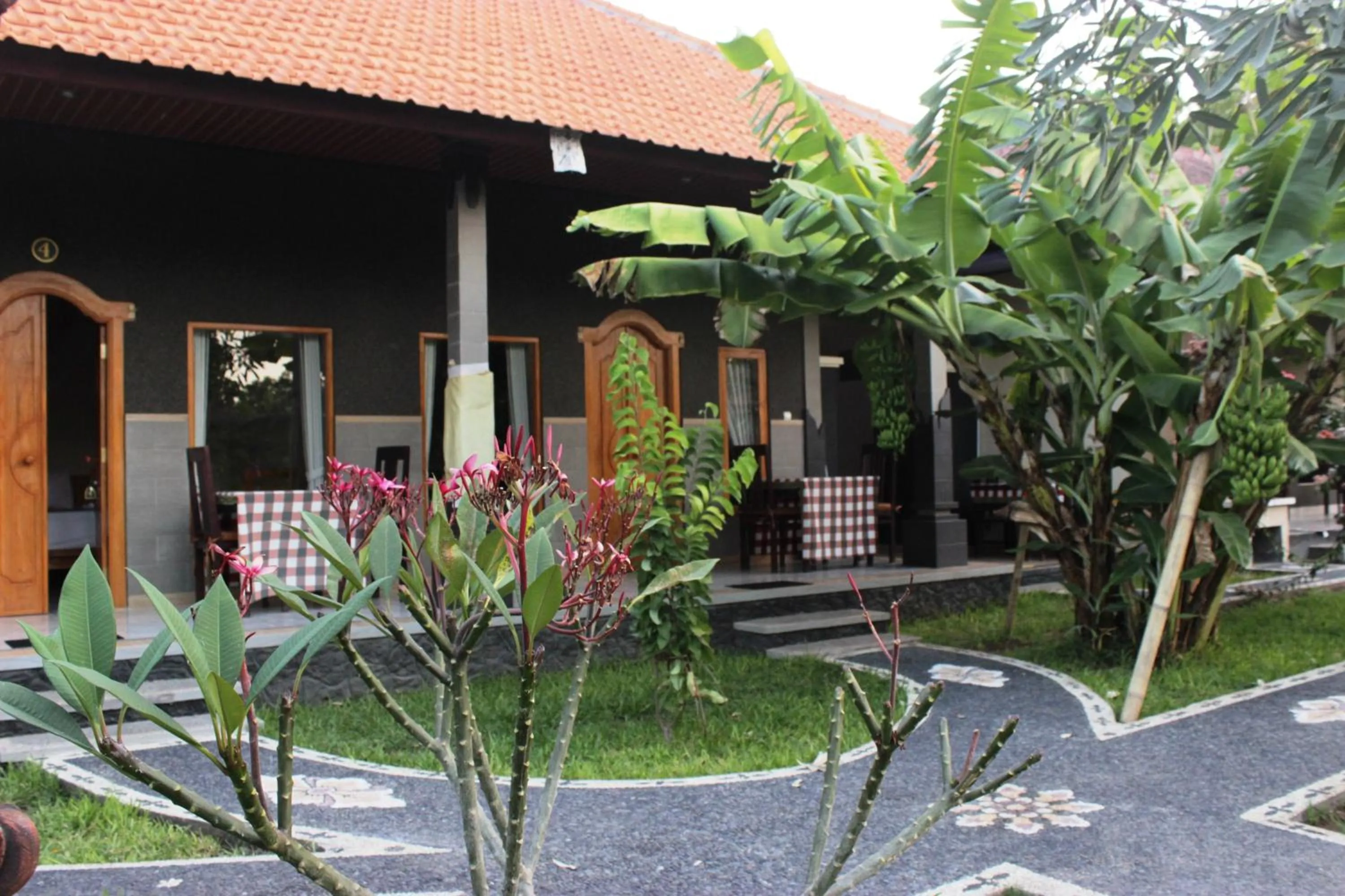Facade/entrance in Kubu Padi Wooden House