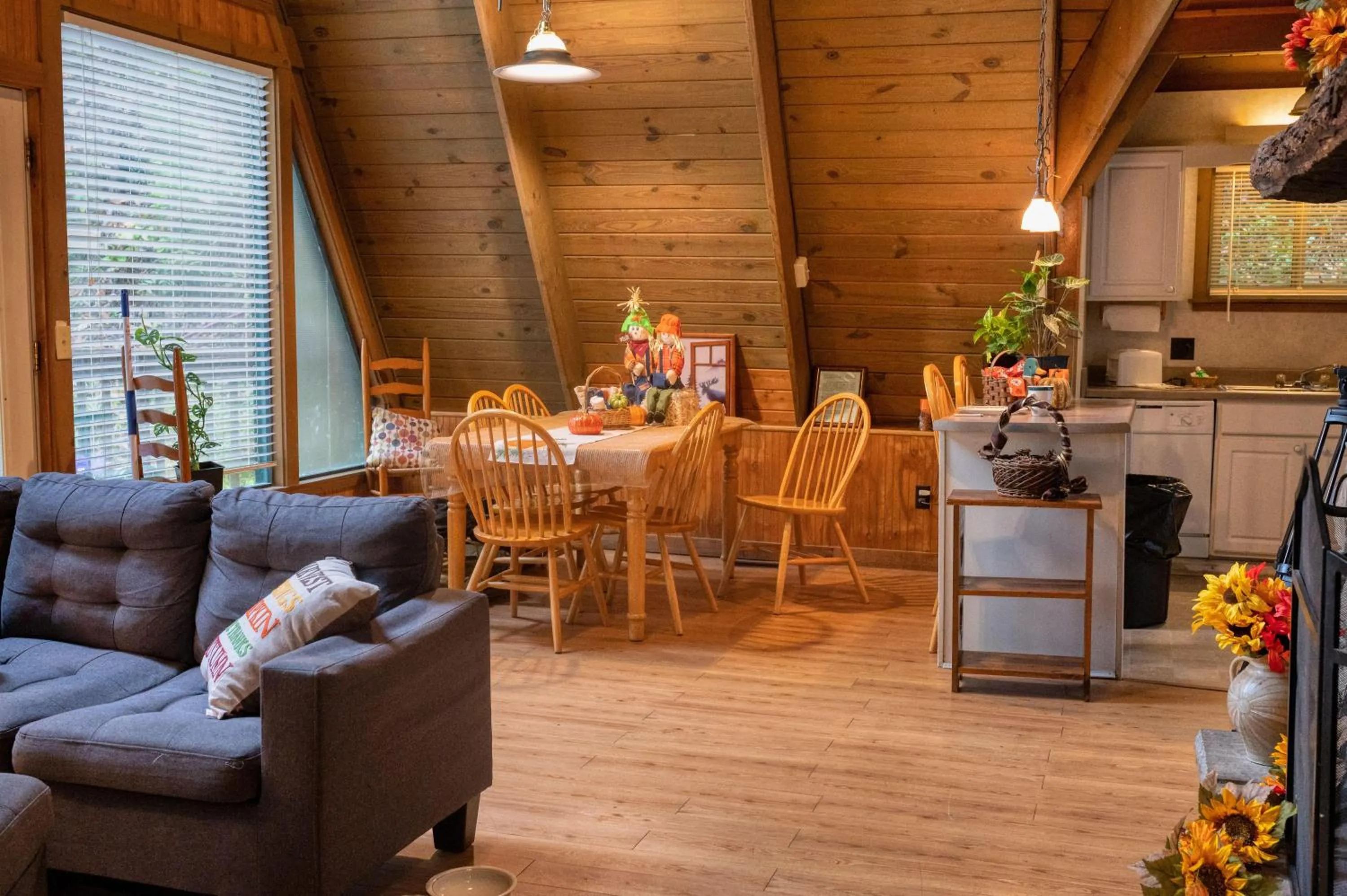 Smoky Bear Hideaway