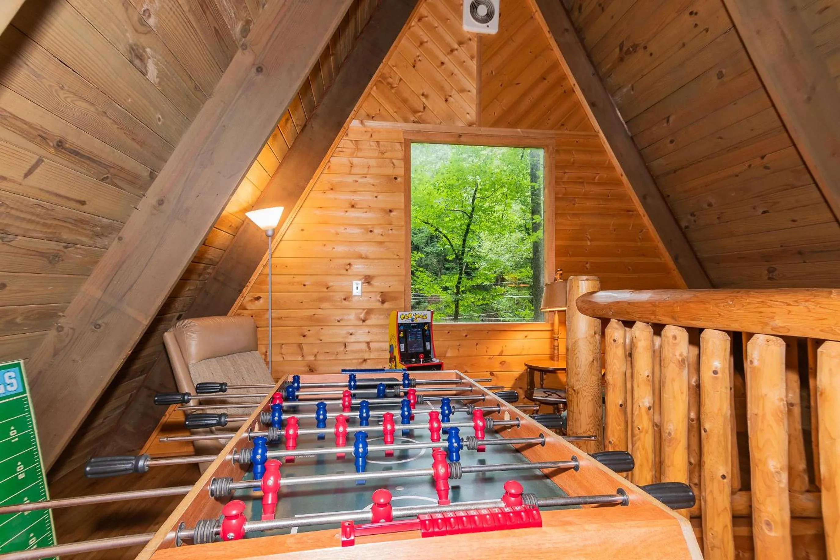Smoky Bear Hideaway
