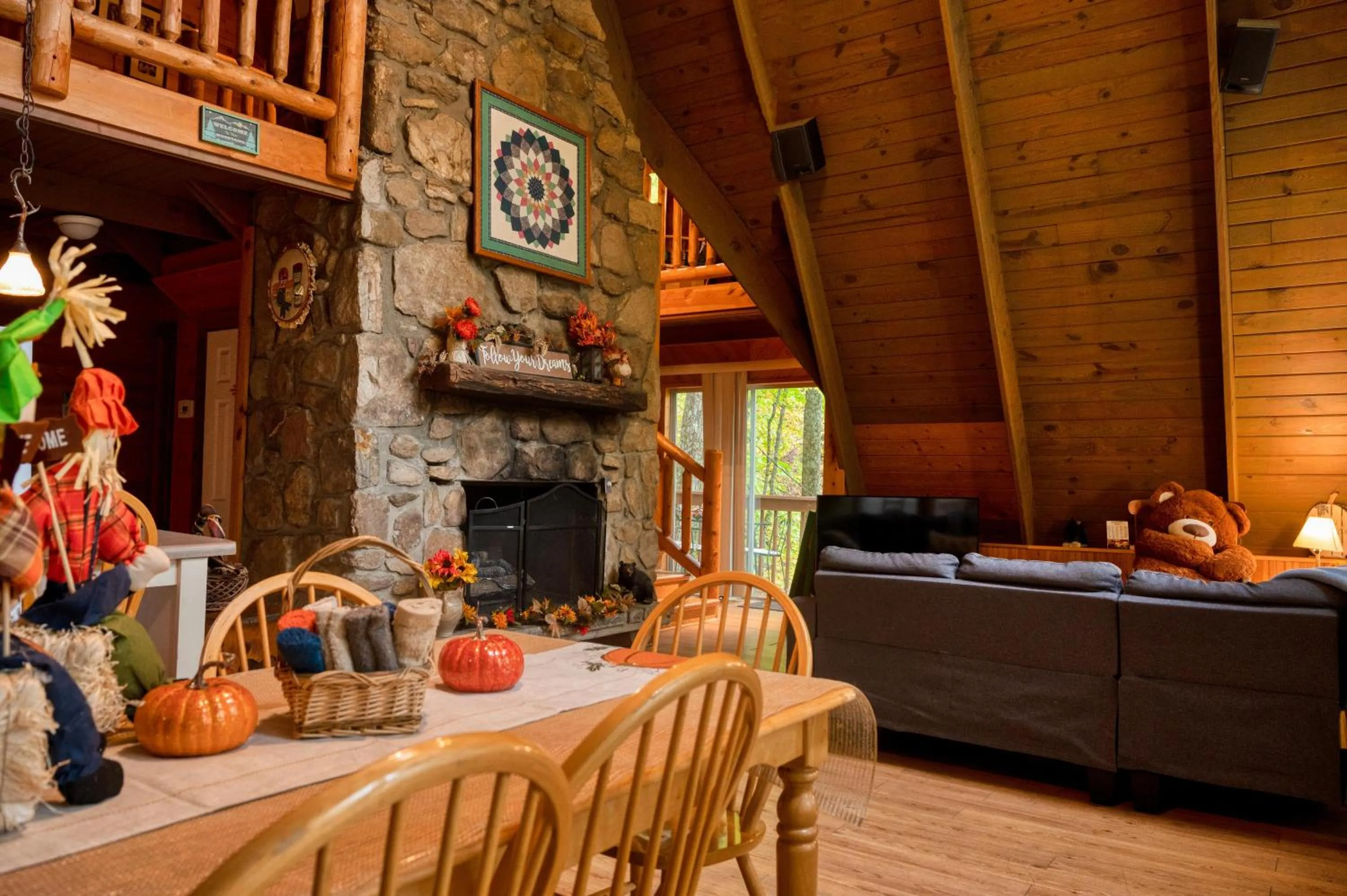 Smoky Bear Hideaway