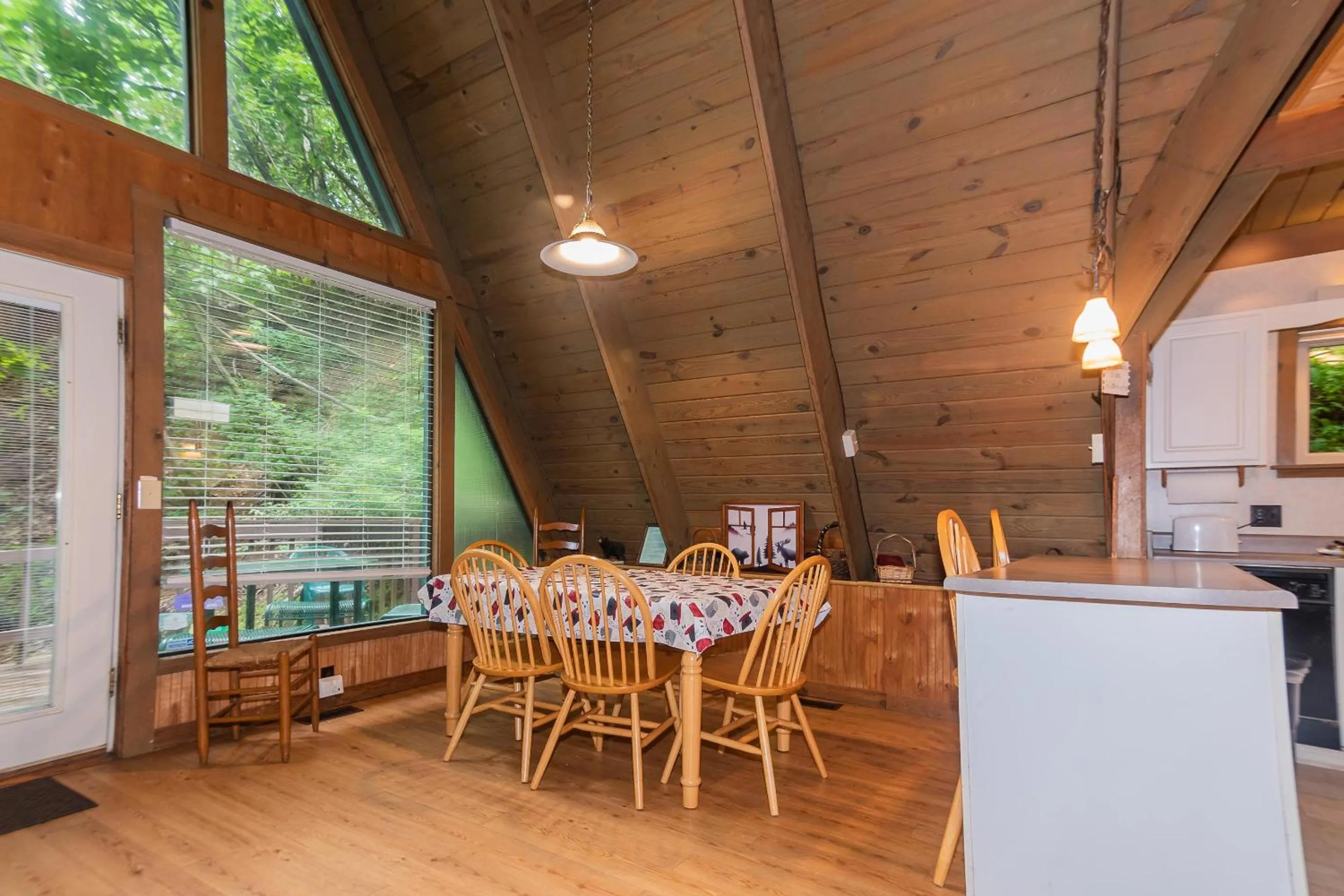 Smoky Bear Hideaway