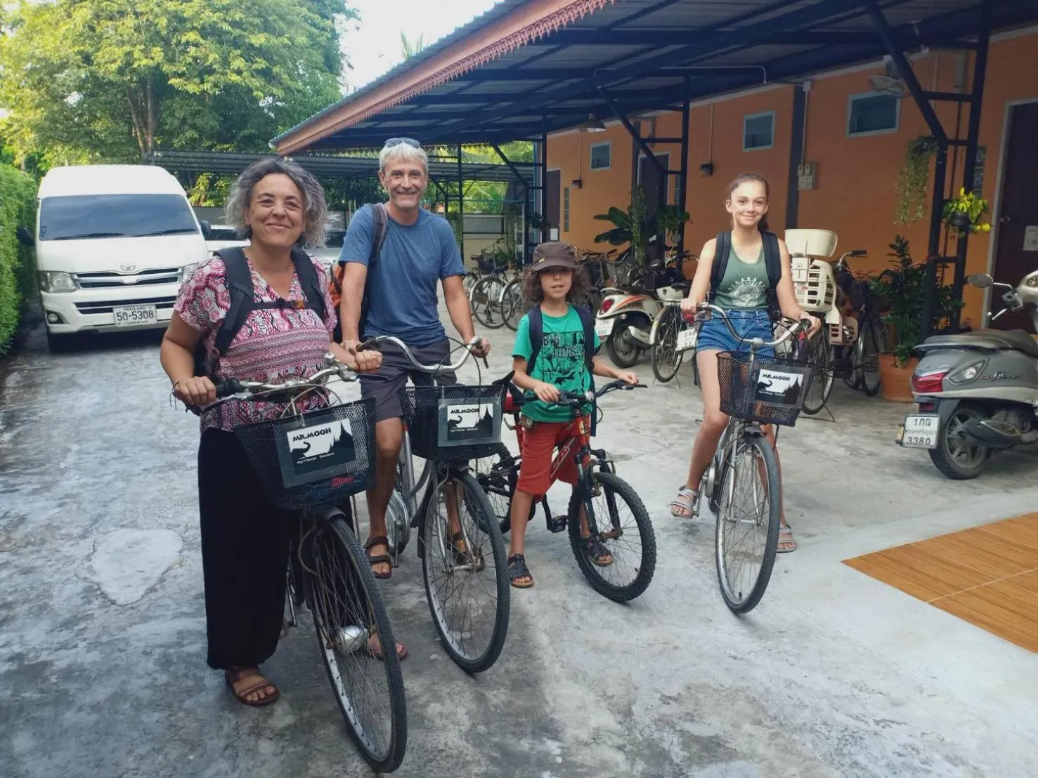 People in Siri Guesthouse