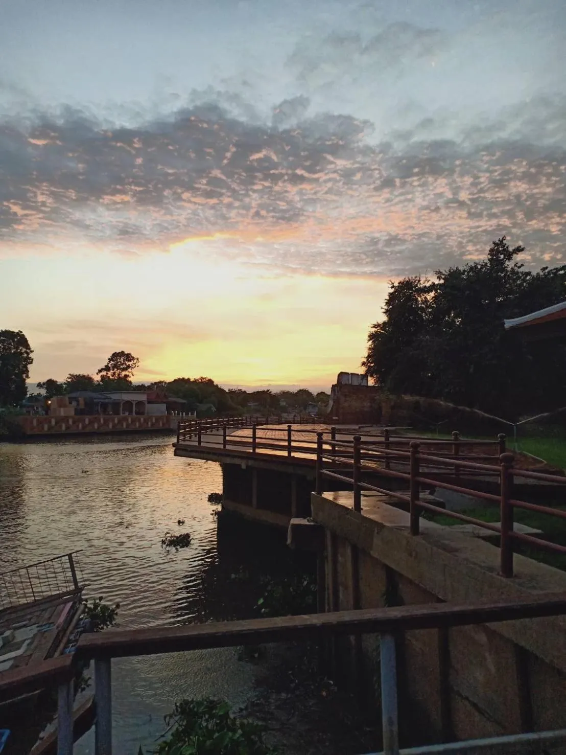 Sunrise in Siri Guesthouse