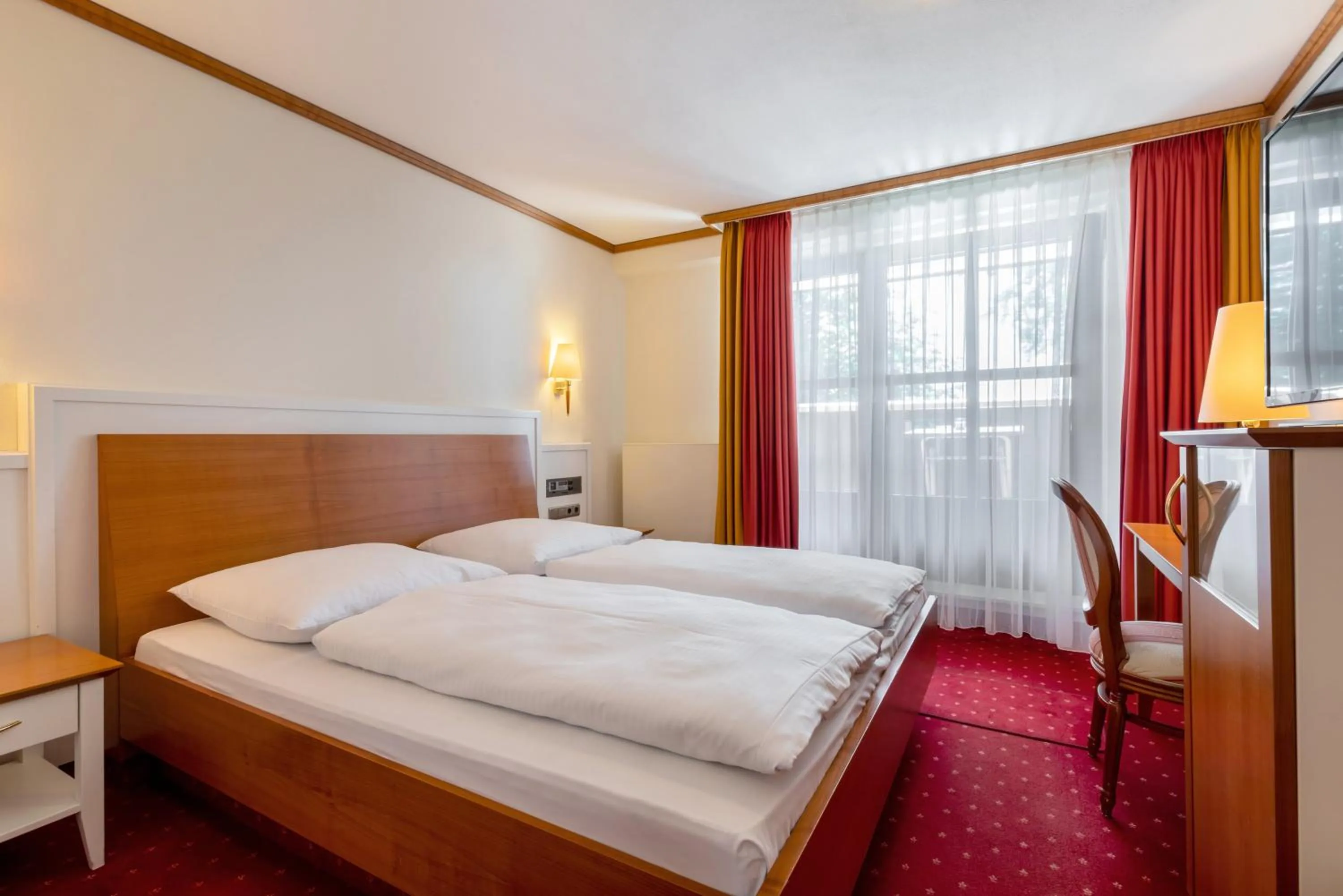 Photo of the whole room in Seehotel Pegasus