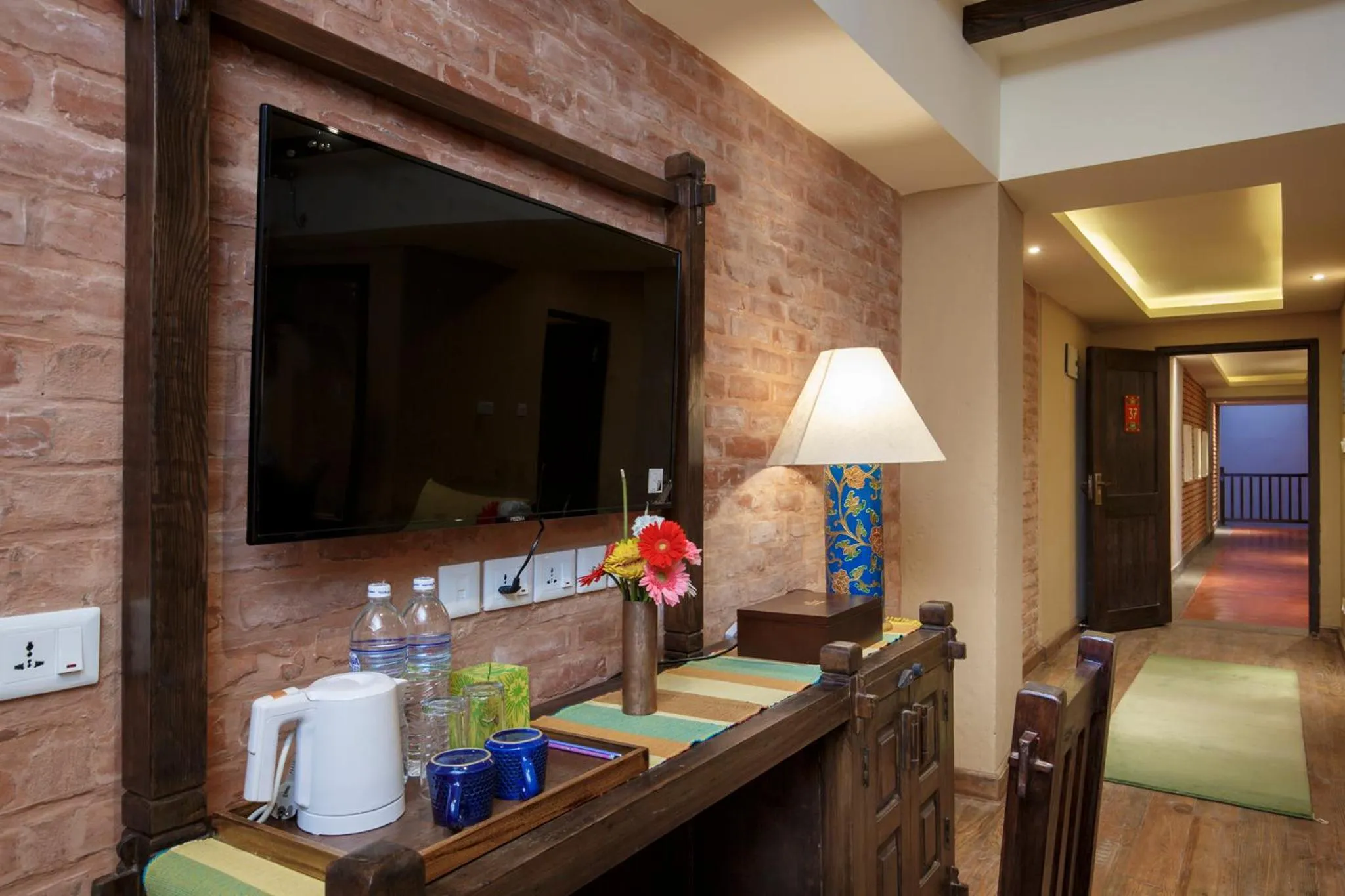 TV and multimedia in Hotel Thamel House - 6 km from Boudhanath Stupa, Kathmandu