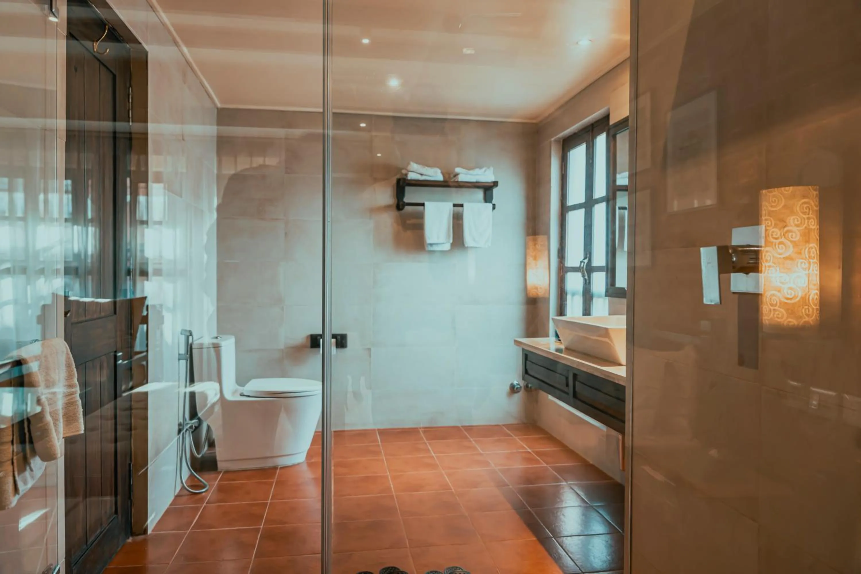 Bathroom in Hotel Thamel House - 6 km from Boudhanath Stupa, Kathmandu