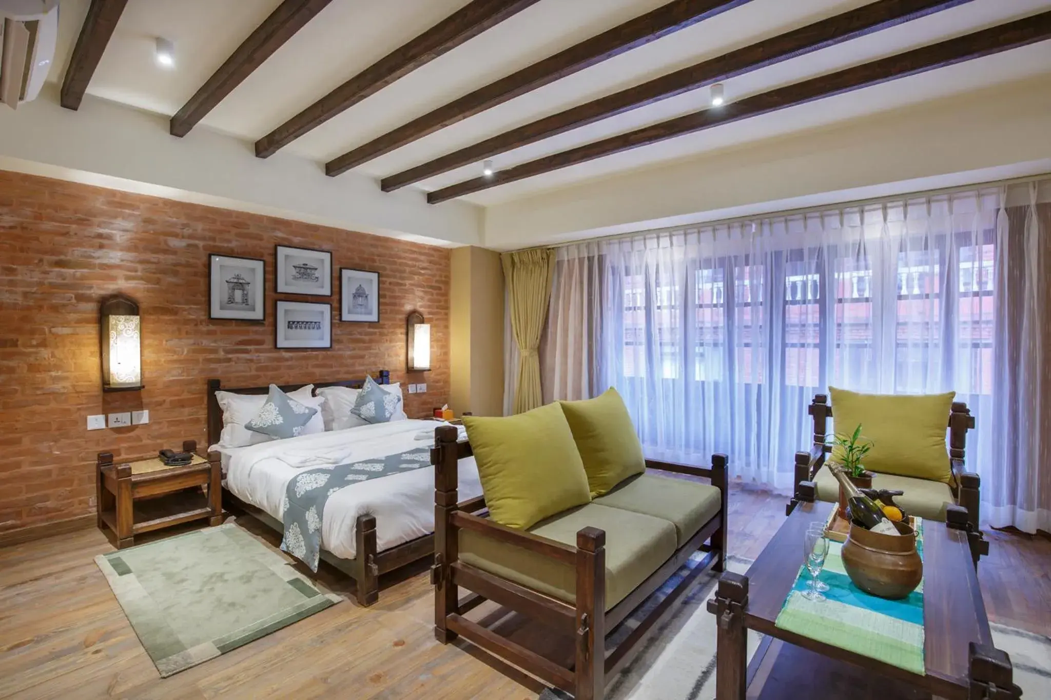 Deluxe Queen Suite in Hotel Thamel House - 6 km from Boudhanath Stupa, Kathmandu Deluxe Queen Suite in Hotel Thamel House - 6 km from Boudhanath Stupa, Kathmandu