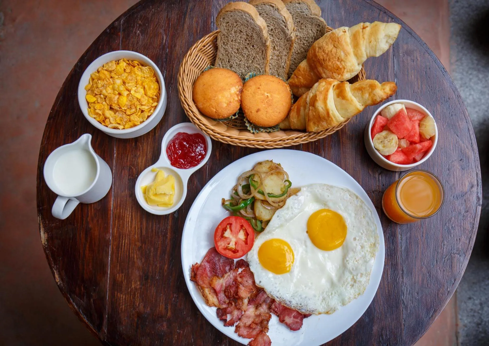Breakfast in Hotel Thamel House - 6 km from Boudhanath Stupa, Kathmandu