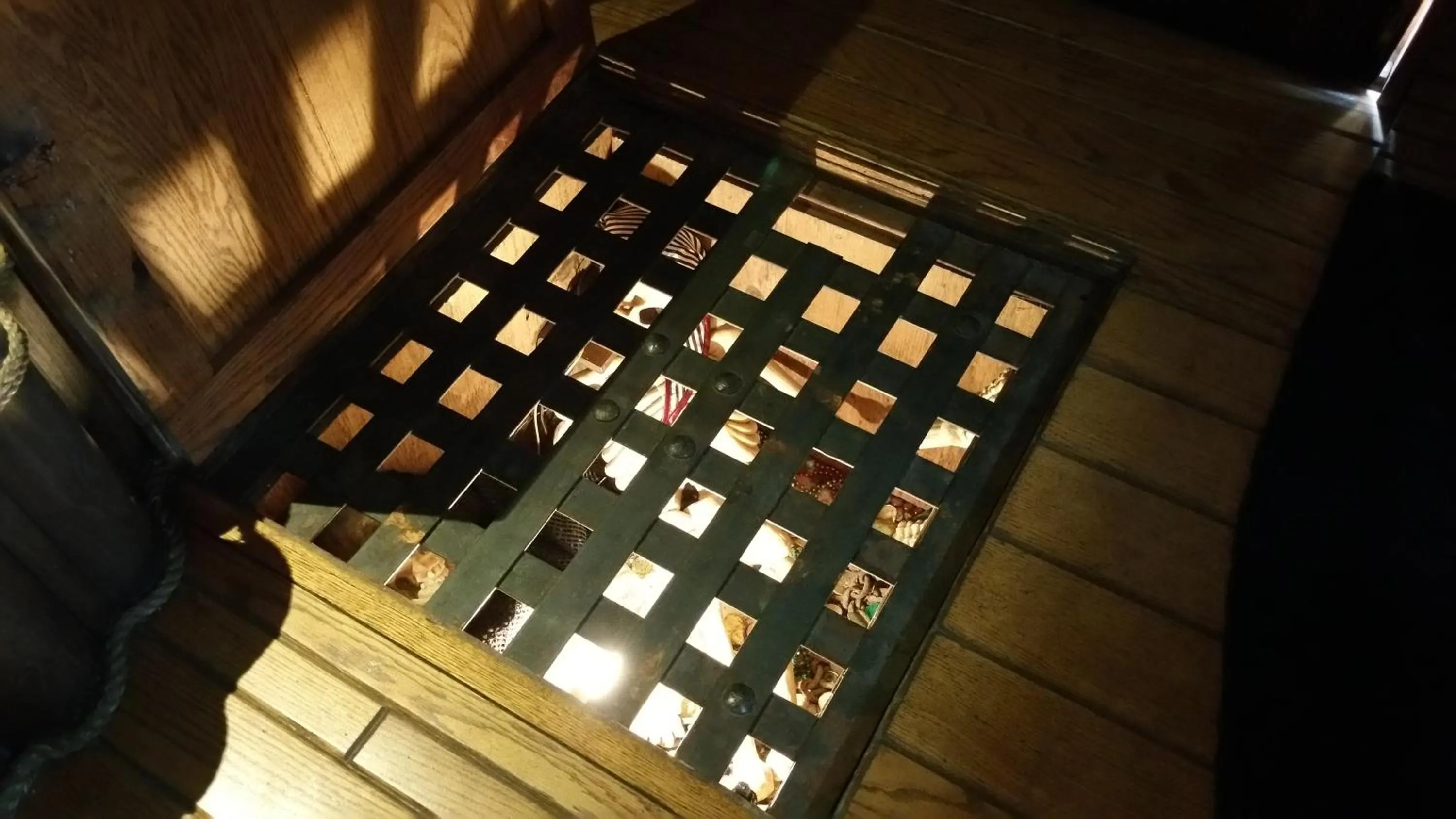 Decorative detail in Castle Wood Theme Cottages- COUPLES ONLY